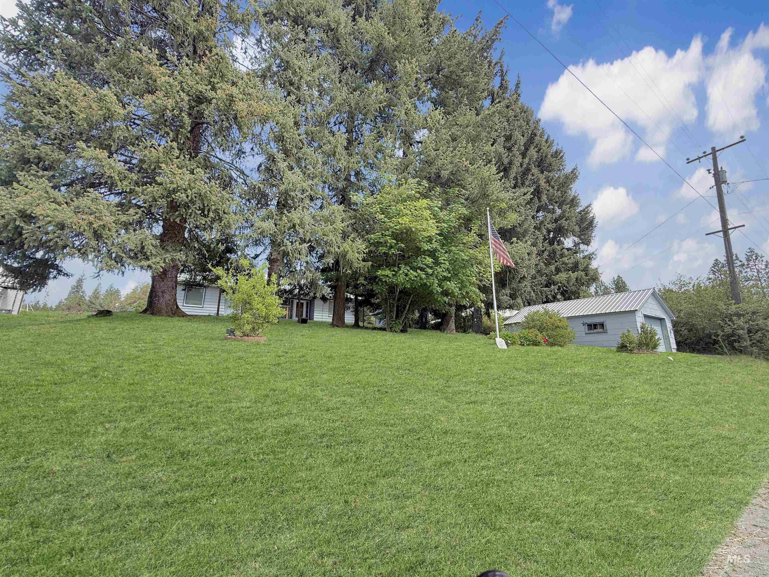 105 2nd Ave, Deary, Idaho 83823, 3 Bedrooms, 1 Bathroom, Residential For Sale, Price $345,000,MLS 98987085