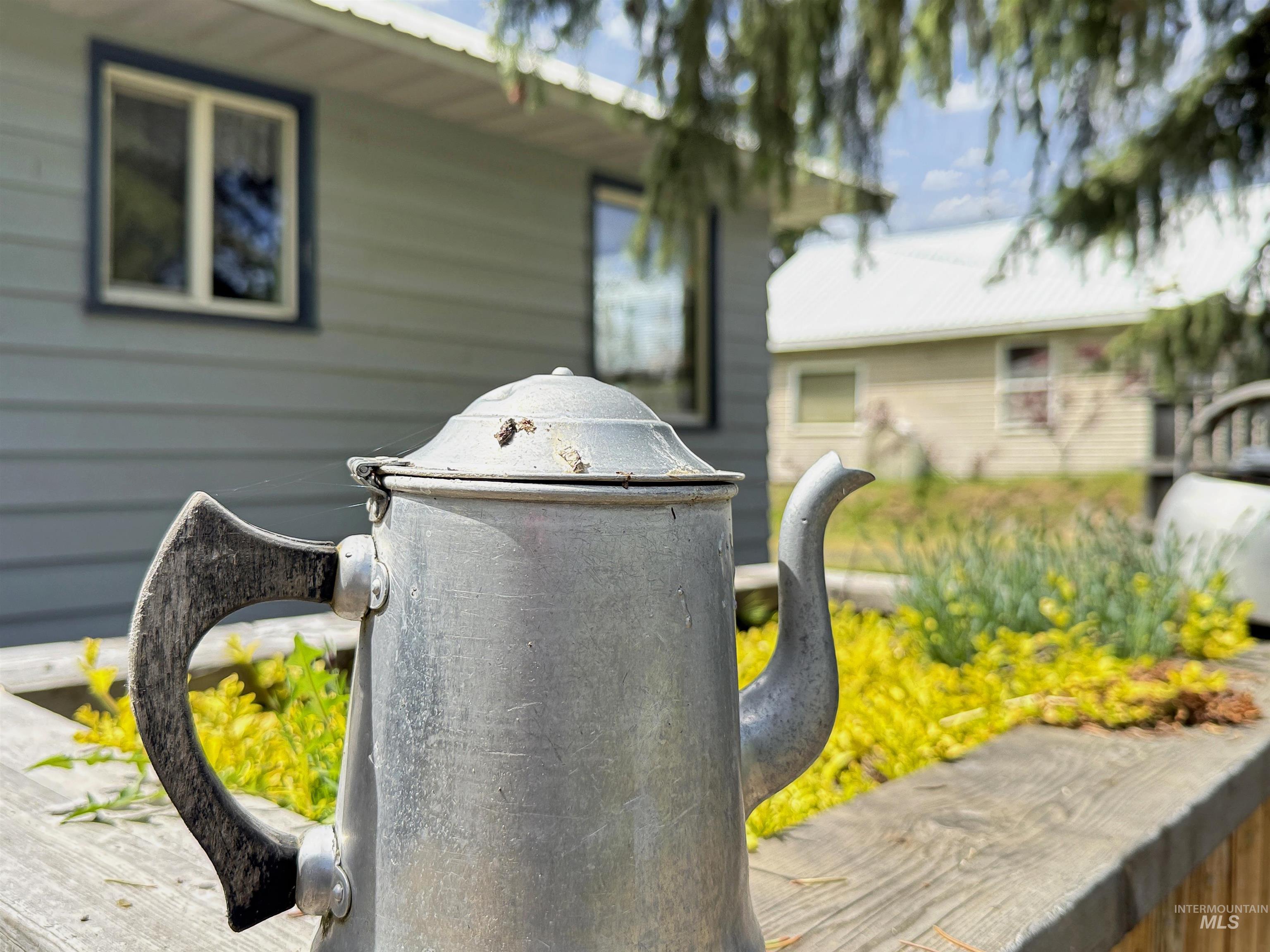105 2nd Ave, Deary, Idaho 83823, 3 Bedrooms, 1 Bathroom, Residential For Sale, Price $345,000,MLS 98987085