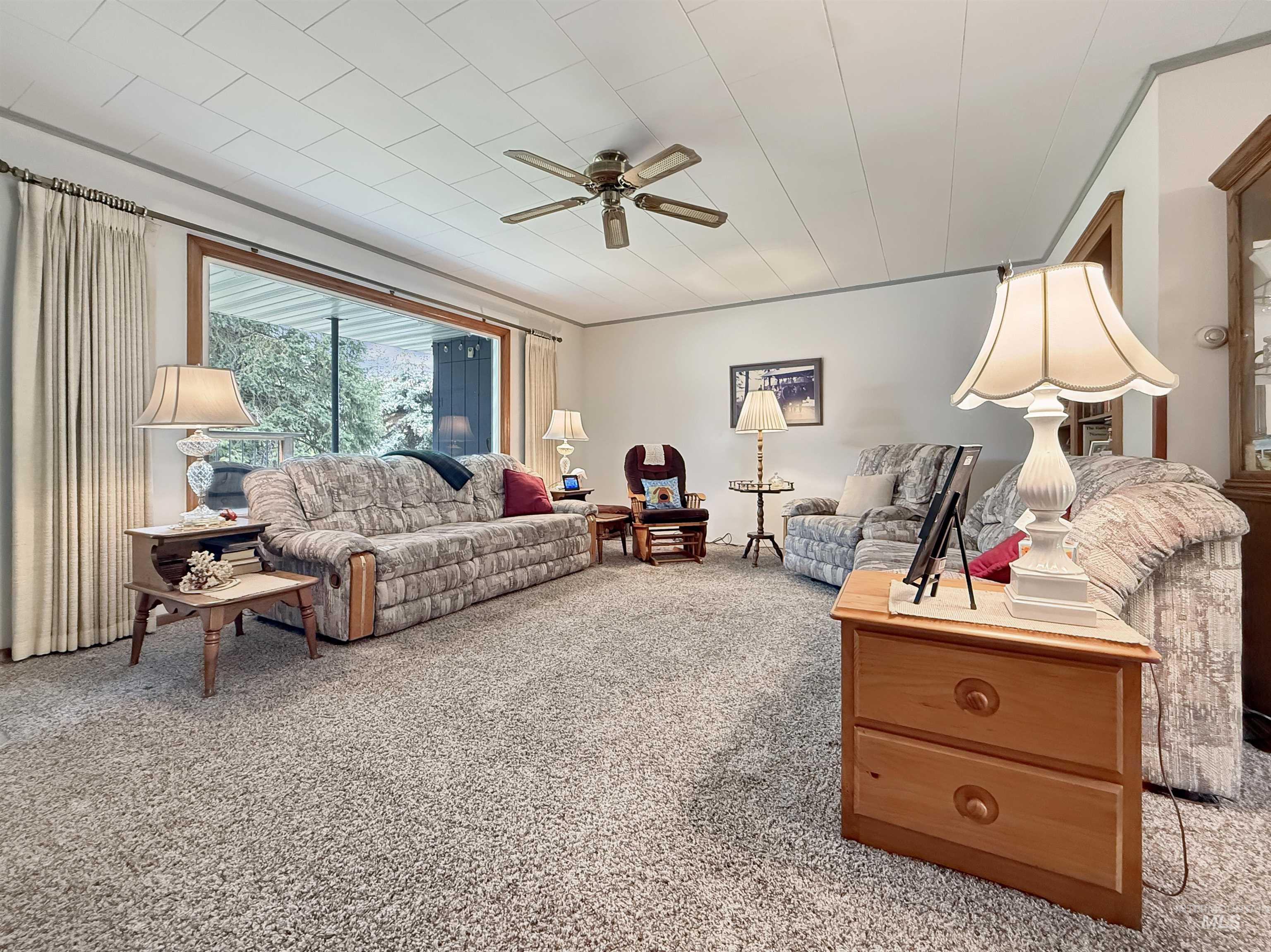 105 2nd Ave, Deary, Idaho 83823, 3 Bedrooms, 1 Bathroom, Residential For Sale, Price $345,000,MLS 98987085