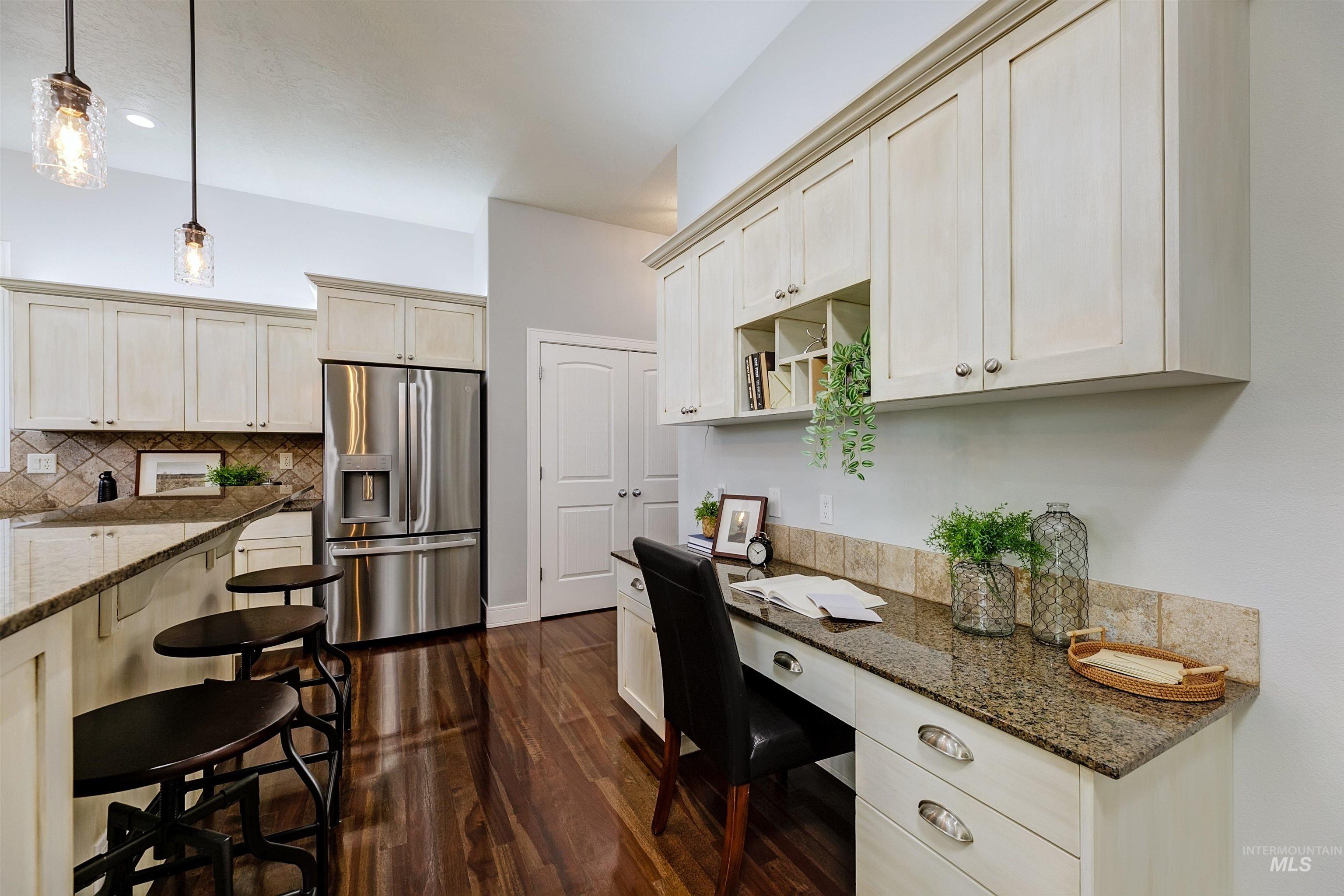 920 W Bacall St., Meridian, Idaho 83646, 5 Bedrooms, 3.5 Bathrooms, Residential For Sale, Price $819,900,MLS 98987087