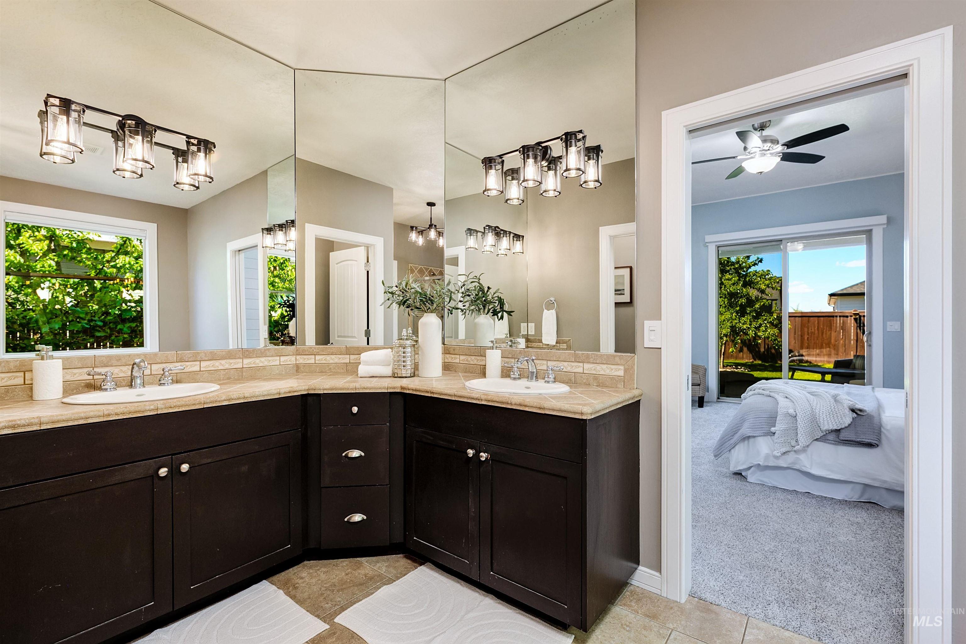 920 W Bacall St., Meridian, Idaho 83646, 5 Bedrooms, 3.5 Bathrooms, Residential For Sale, Price $819,900,MLS 98987087