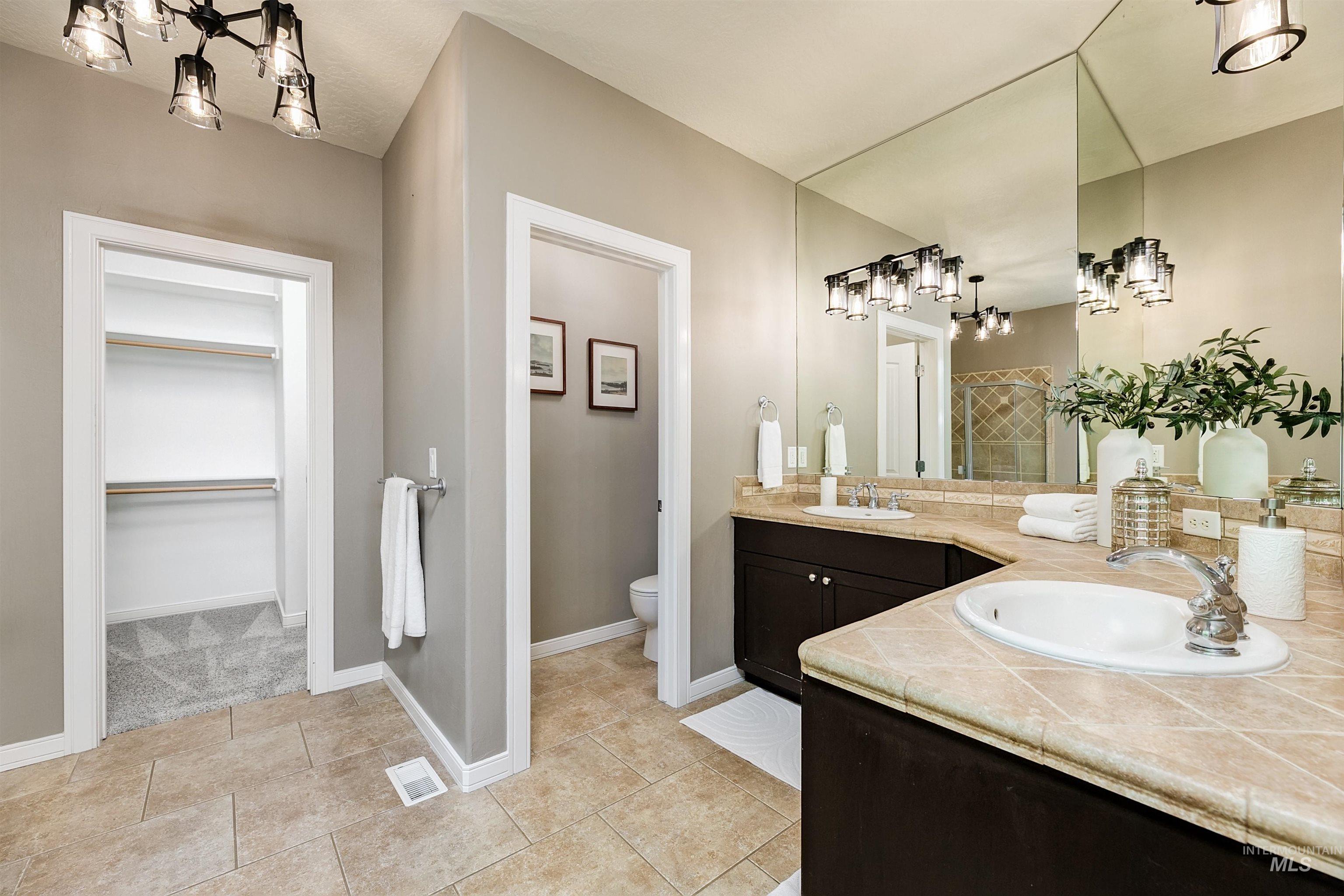 920 W Bacall St., Meridian, Idaho 83646, 5 Bedrooms, 3.5 Bathrooms, Residential For Sale, Price $819,900,MLS 98987087