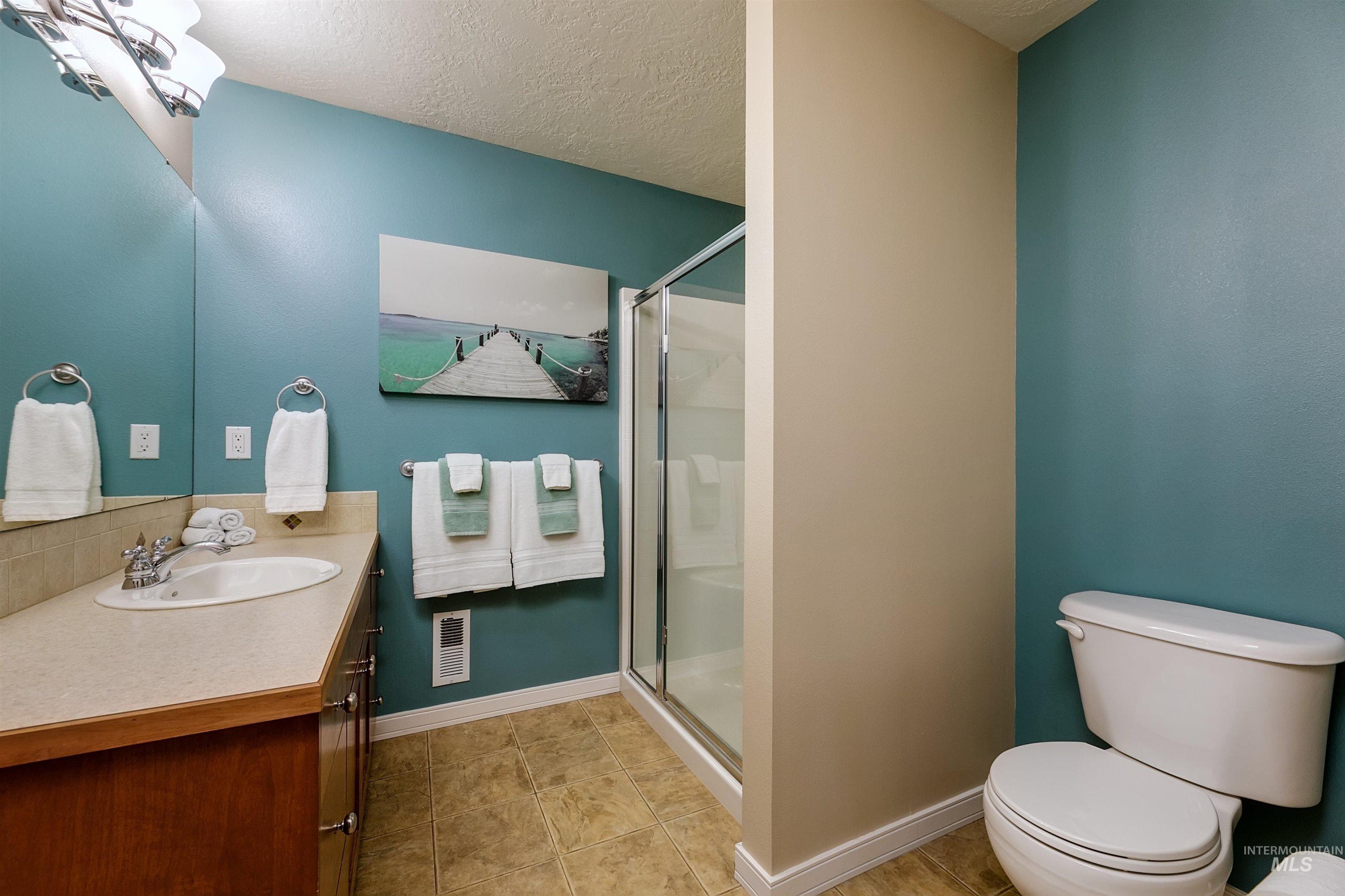 920 W Bacall St., Meridian, Idaho 83646, 5 Bedrooms, 3.5 Bathrooms, Residential For Sale, Price $819,900,MLS 98987087