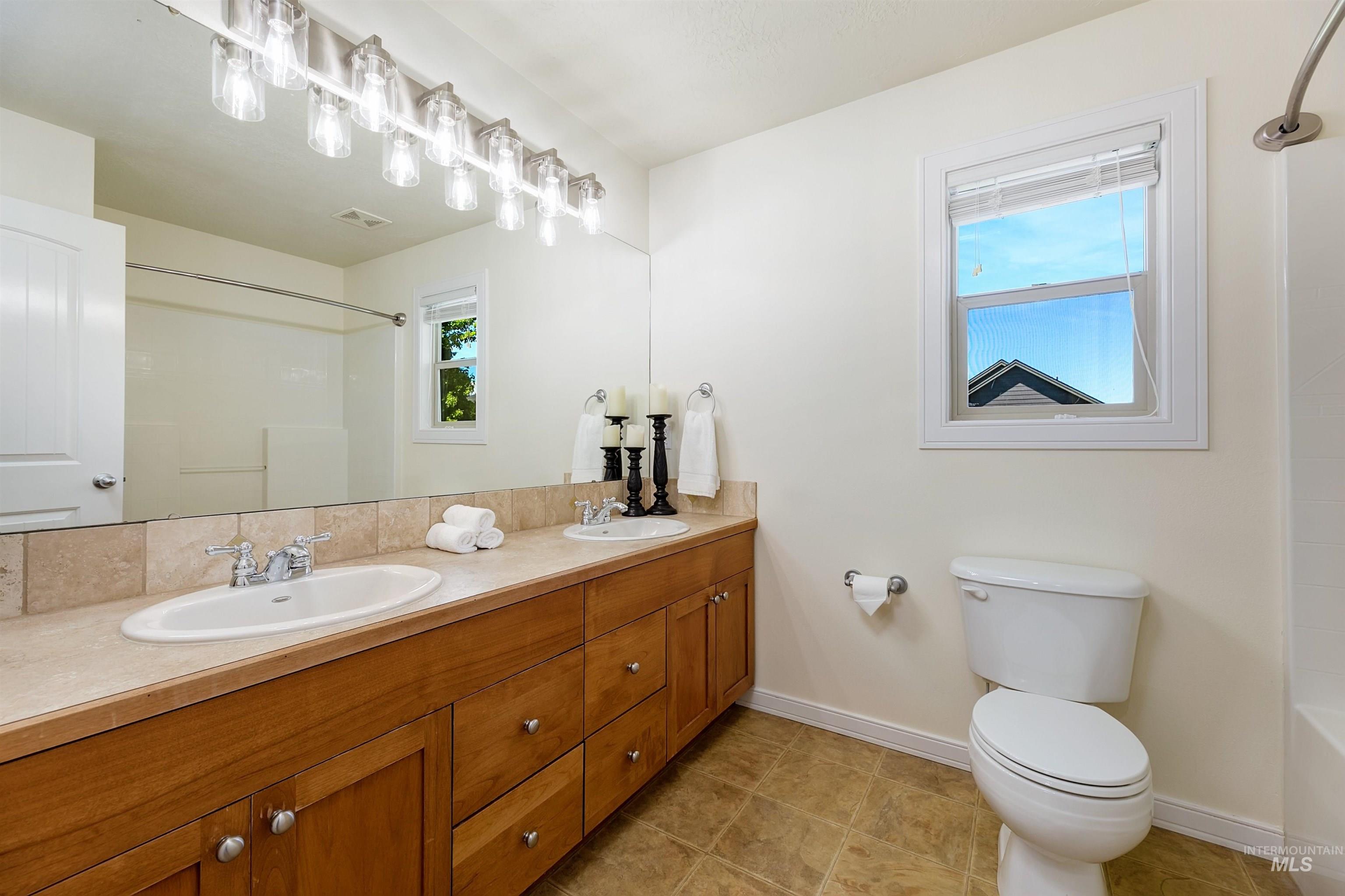 920 W Bacall St., Meridian, Idaho 83646, 5 Bedrooms, 3.5 Bathrooms, Residential For Sale, Price $819,900,MLS 98987087