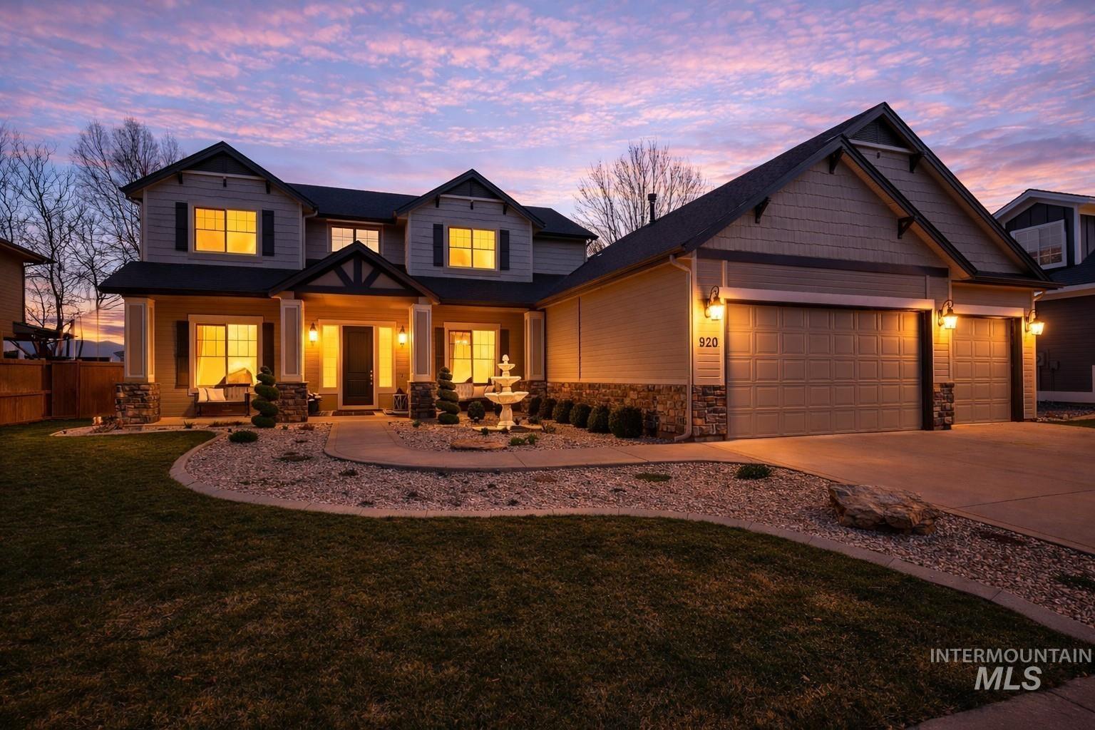 920 W Bacall St., Meridian, Idaho 83646, 5 Bedrooms, 3.5 Bathrooms, Residential For Sale, Price $819,900,MLS 98987087