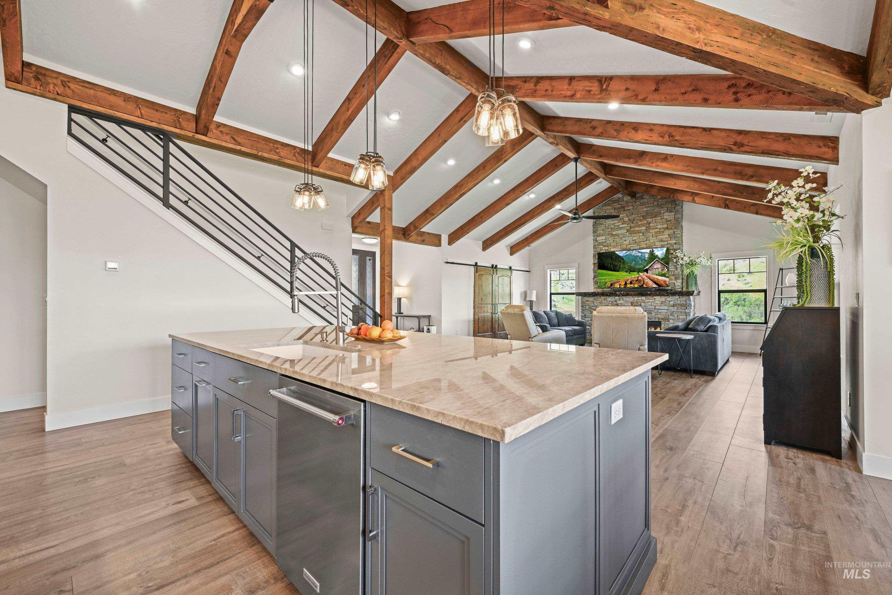 42 Shoemaker Lane, Horseshoe Bend, Idaho 83629, 3 Bedrooms, 2.5 Bathrooms, Residential For Sale, Price $1,250,000,MLS 98987089
