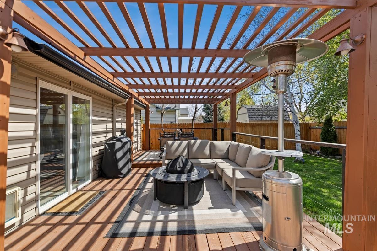 12927 W Broadleaf St, Boise, Idaho 83713, 3 Bedrooms, 2 Bathrooms, Residential For Sale, Price $450,000, 98987091