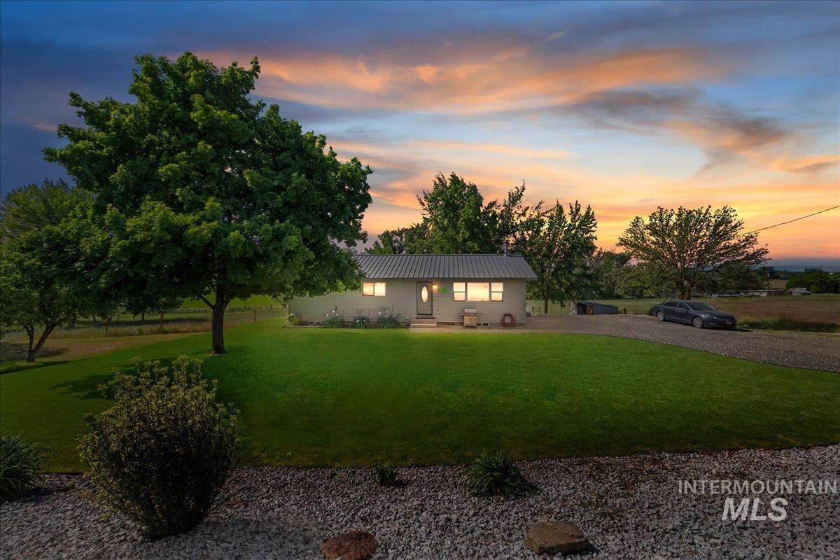 6323 Foothill Rd, Star, Idaho 83669-5001, 4 Bedrooms, 3 Bathrooms, Residential For Sale, Price $940,000, 98987092