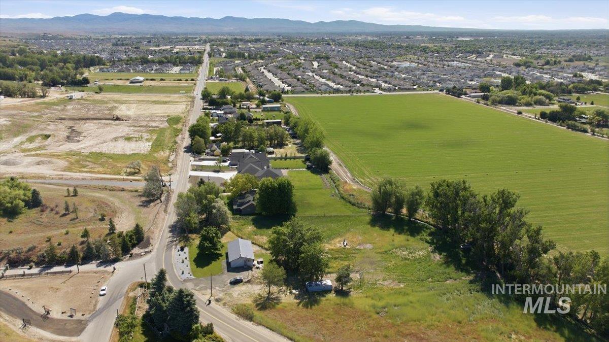 6323 Foothill Rd, Star, Idaho 83669-5001, 4 Bedrooms, 3 Bathrooms, Residential For Sale, Price $940,000, 98987092