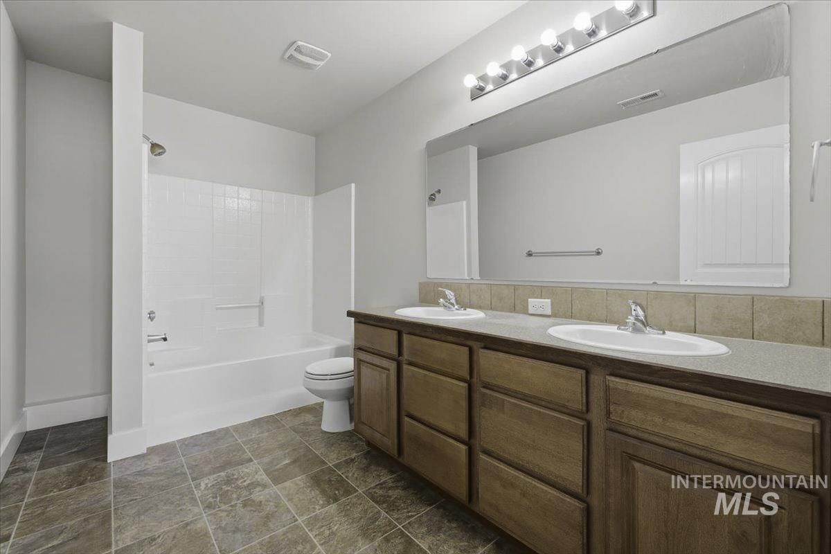 9965 Rosecroft Ct., Boise, Idaho 83704, 2 Bedrooms, 2.5 Bathrooms, Residential For Sale, Price $299,900, 98987094