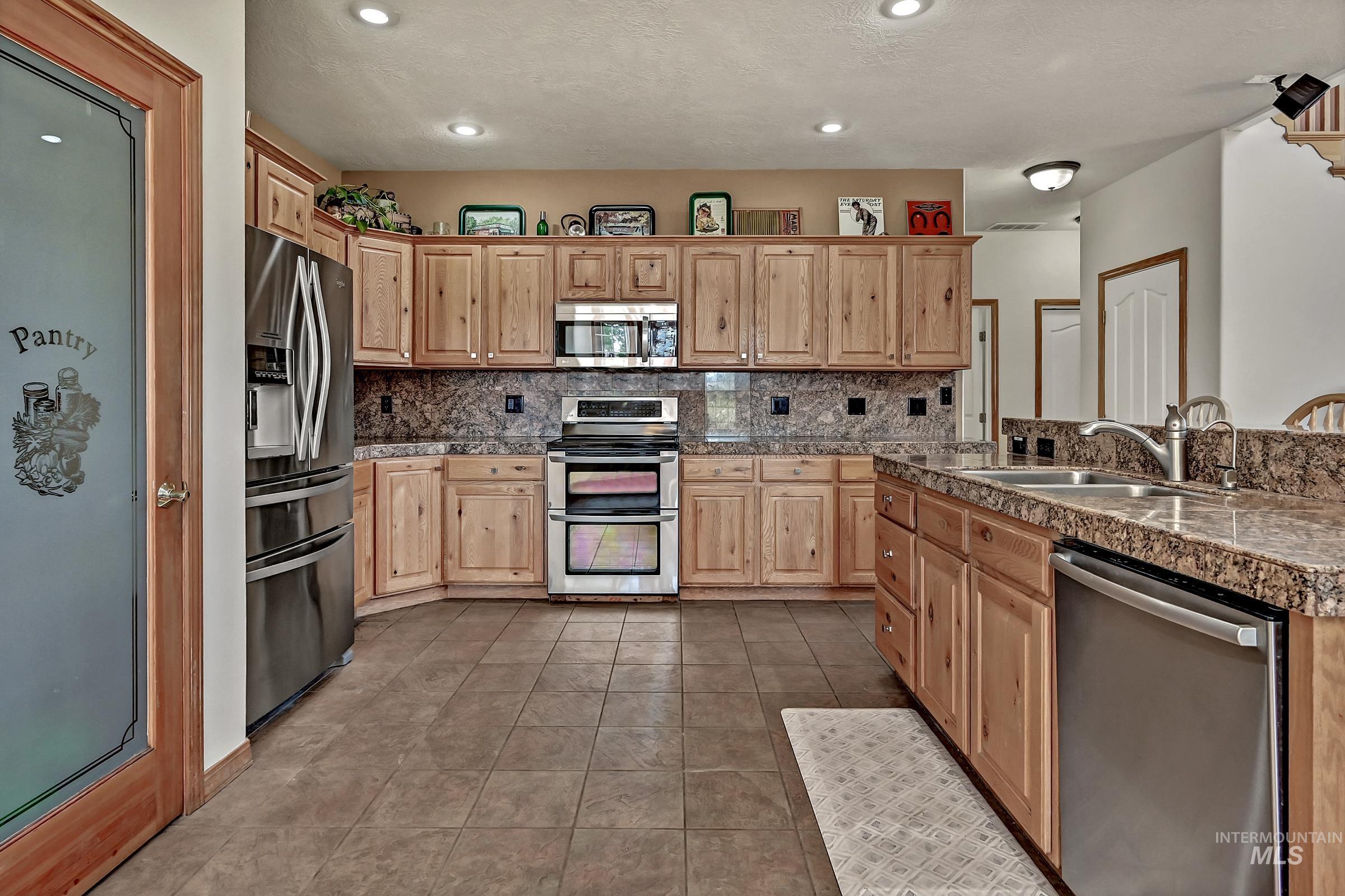 7213 E Columbia, Boise, Idaho 83716, 4 Bedrooms, 3 Bathrooms, Residential For Sale, Price $1,700,000,MLS 98987095