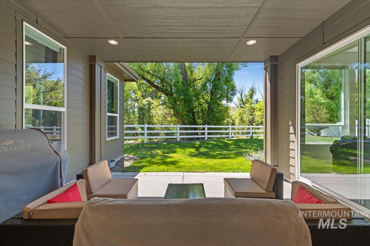 7933 W Suttle Lake Dr, Boise, Idaho 83714, 5 Bedrooms, 4 Bathrooms, Residential For Sale, Price $1,465,000,MLS 98987102