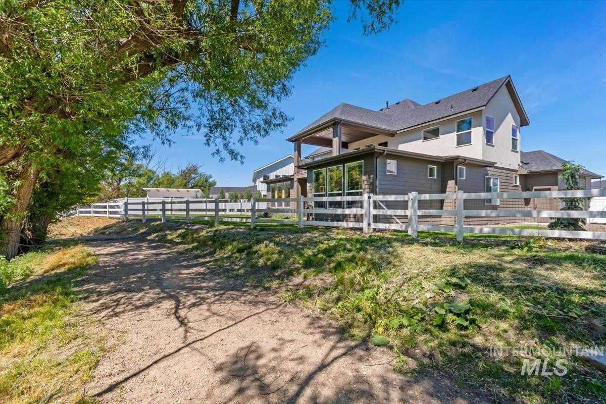 7933 W Suttle Lake Dr, Boise, Idaho 83714, 5 Bedrooms, 4 Bathrooms, Residential For Sale, Price $1,465,000,MLS 98987102