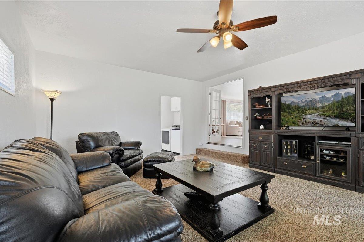 1007 N C Street, Parma, Idaho 83660, 3 Bedrooms, 2 Bathrooms, Residential For Sale, Price $425,500, 98987110