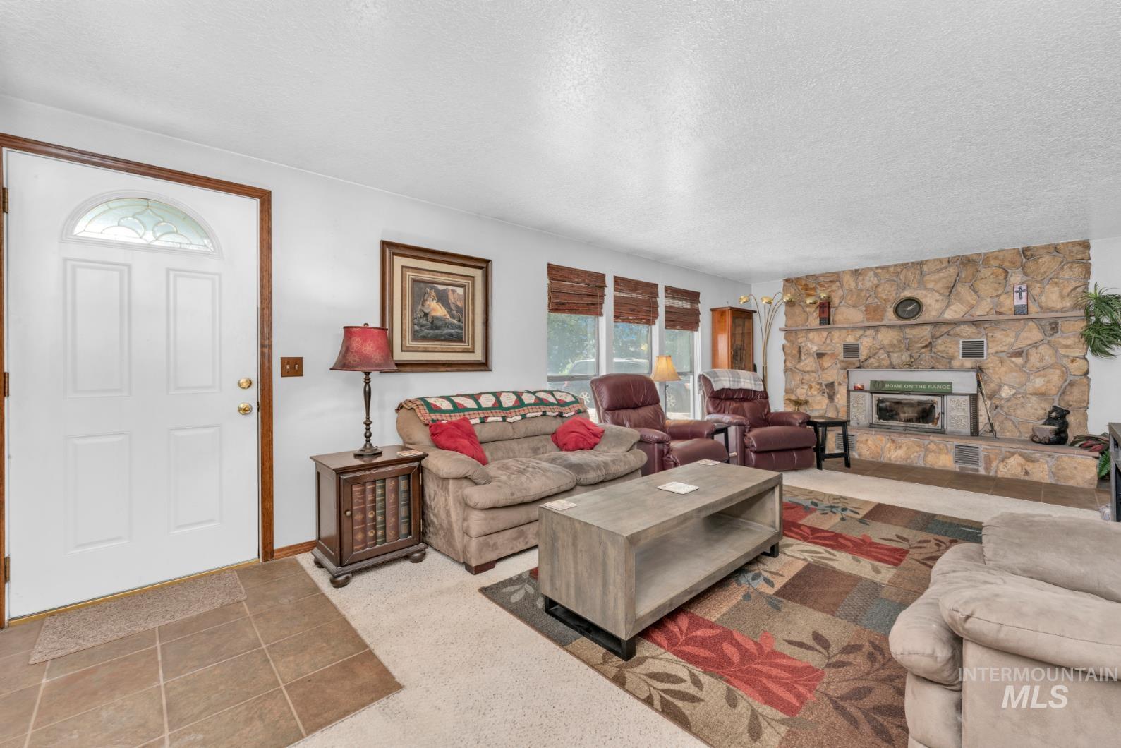 11930 Purple Sage Rd, Middleton, Idaho 83644-5481, 3 Bedrooms, 2 Bathrooms, Residential For Sale, Price $465,000, 98987112