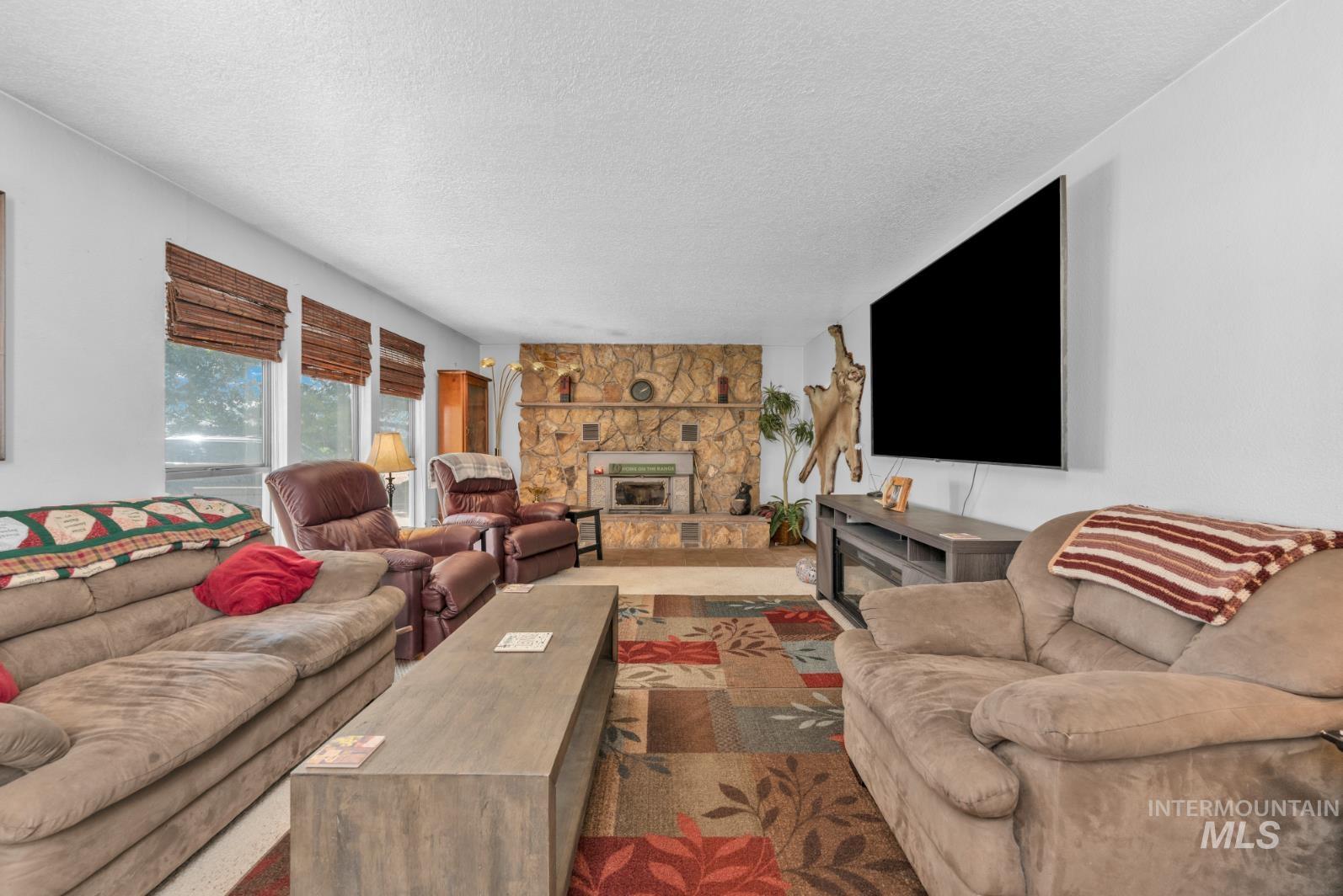 11930 Purple Sage Rd, Middleton, Idaho 83644-5481, 3 Bedrooms, 2 Bathrooms, Residential For Sale, Price $465,000, 98987112
