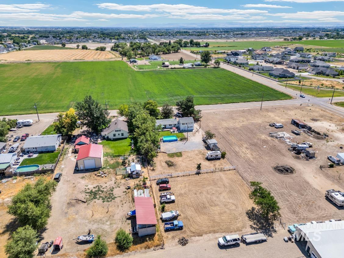 11930 Purple Sage Rd, Middleton, Idaho 83644-5481, 3 Bedrooms, 2 Bathrooms, Residential For Sale, Price $465,000, 98987112