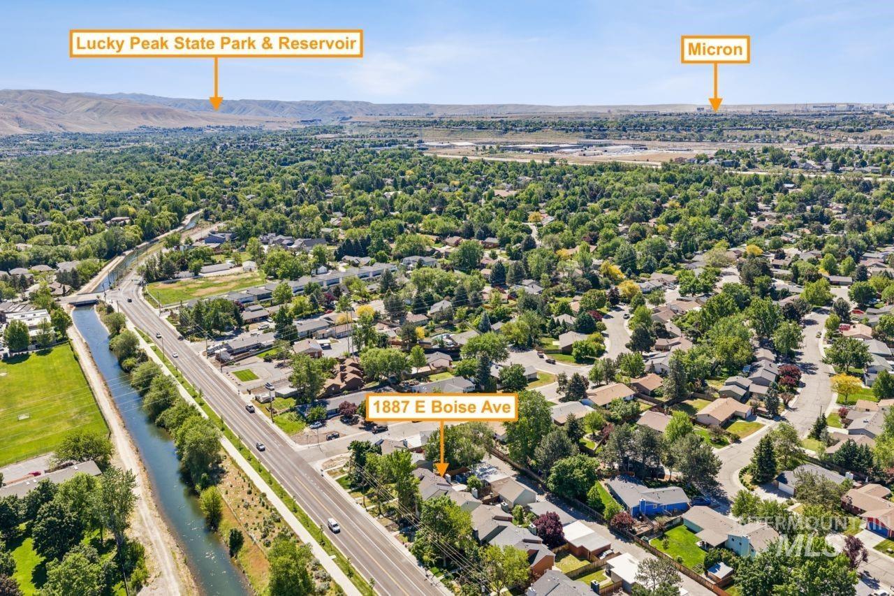 1887 E Boise Ave, Boise, Idaho 83706, 2 Bedrooms, 1.5 Bathrooms, Residential For Sale, Price $409,000,MLS 98987113