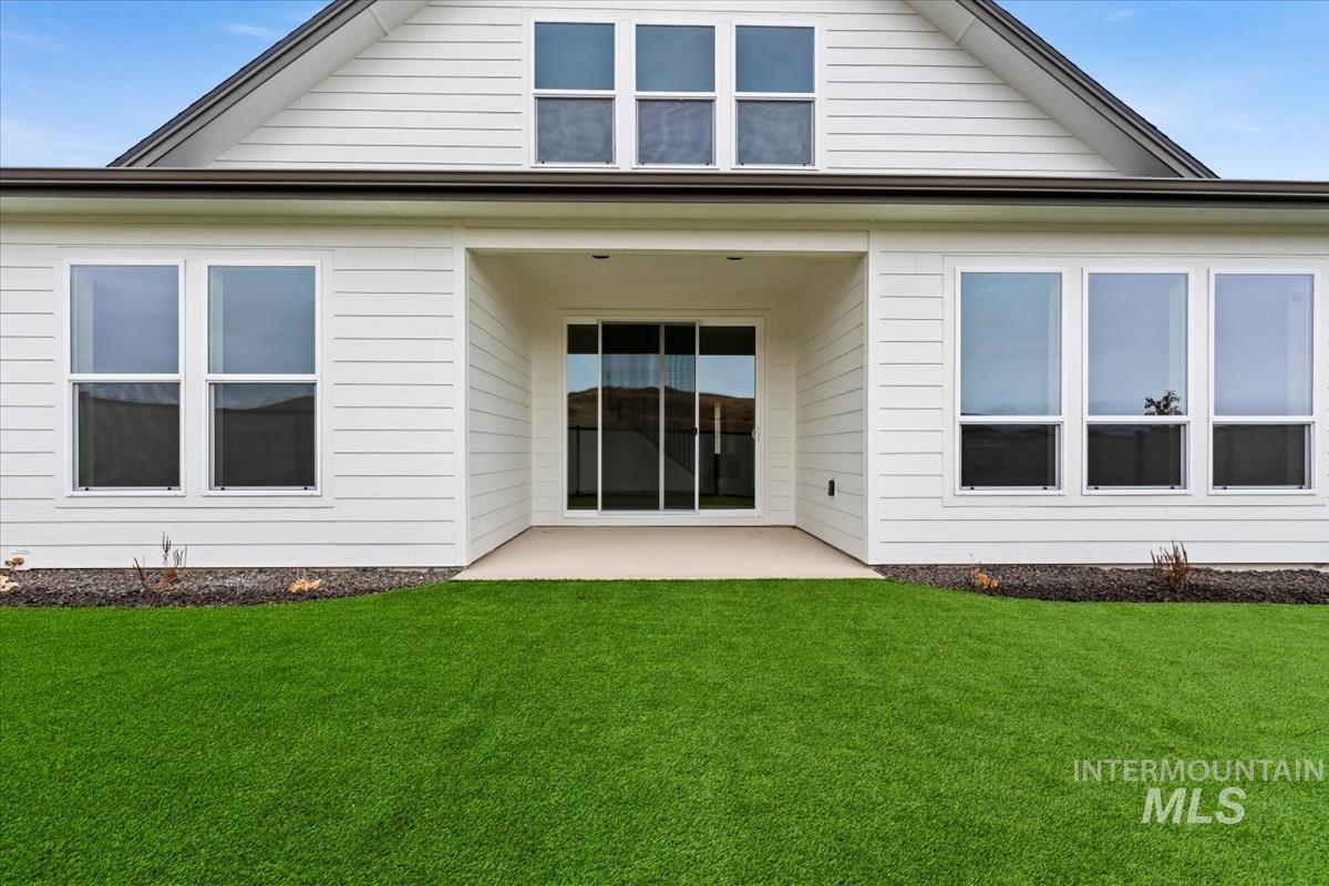 6555 S Charlie Pl., Eagle, Idaho 83629, 3 Bedrooms, 3 Bathrooms, Residential For Sale, Price $599,880, 98987116