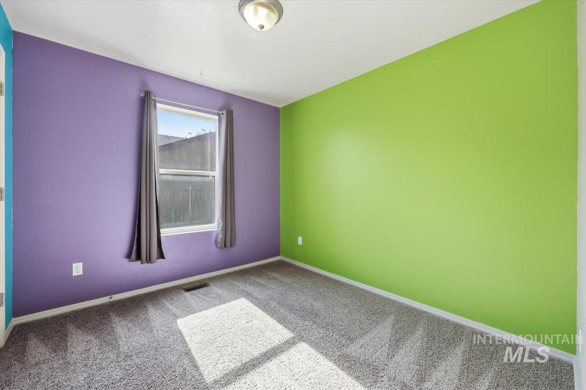8556 W Snohomish St, Boise, Idaho 83709-5917, 3 Bedrooms, 2 Bathrooms, Residential For Sale, Price $380,000, 98987117