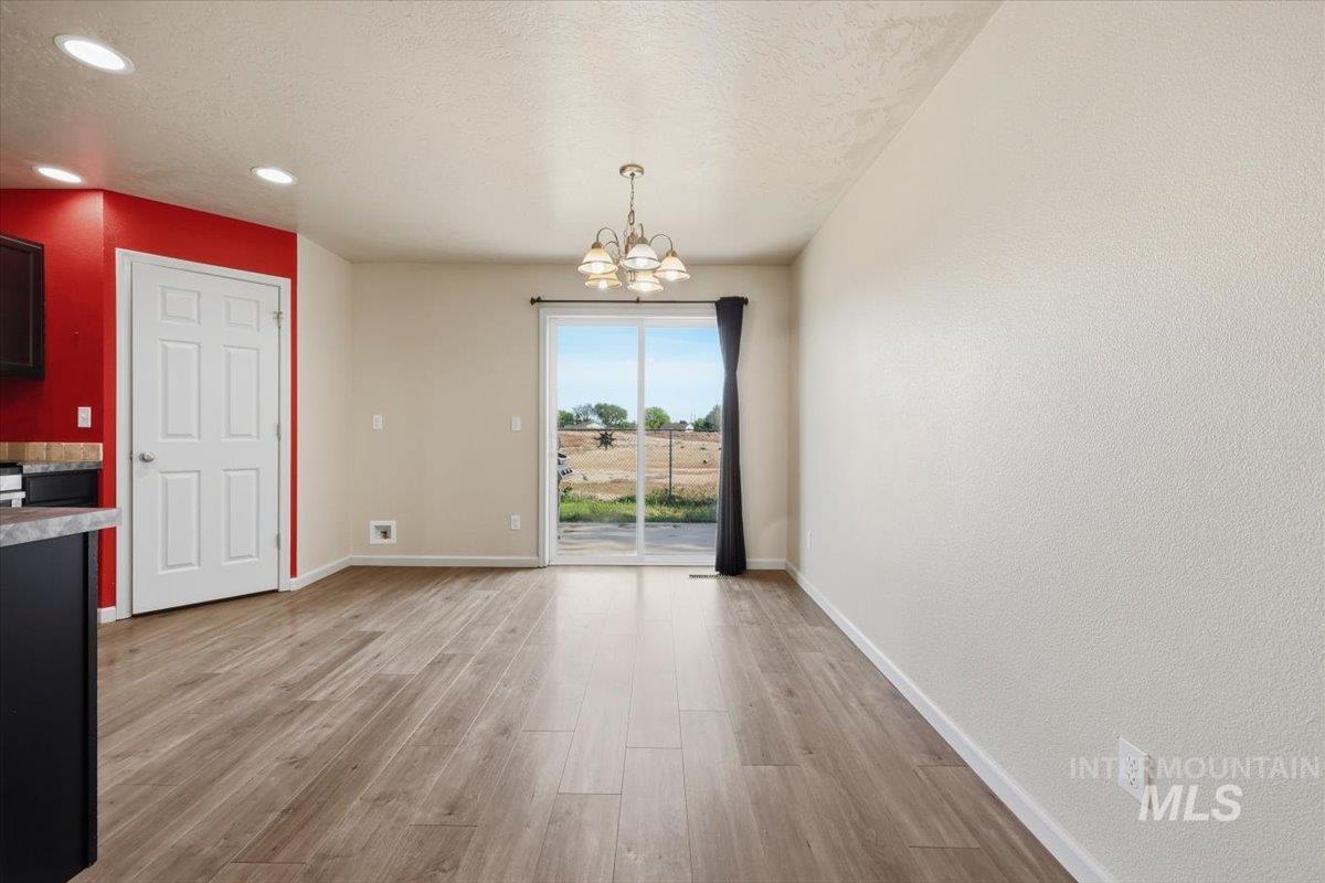 8556 W Snohomish St, Boise, Idaho 83709-5917, 3 Bedrooms, 2 Bathrooms, Residential For Sale, Price $380,000, 98987117