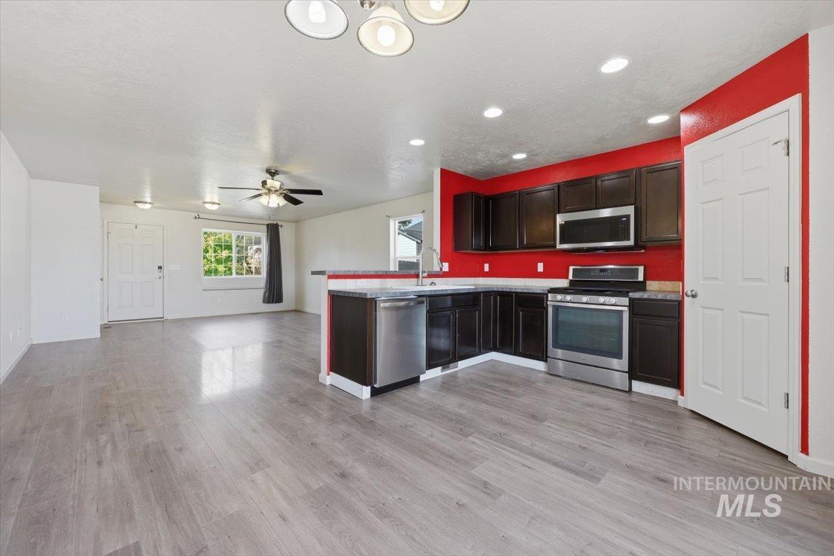 8556 W Snohomish St, Boise, Idaho 83709-5917, 3 Bedrooms, 2 Bathrooms, Residential For Sale, Price $380,000, 98987117