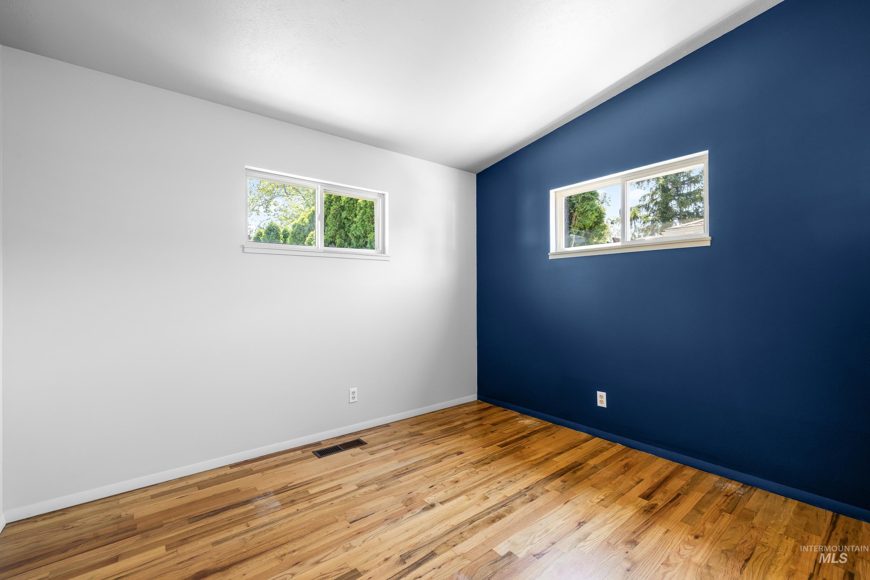 708 S Phillippi St, Boise, Idaho 83705, 3 Bedrooms, 1.5 Bathrooms, Residential For Sale, Price $374,900, 98987120