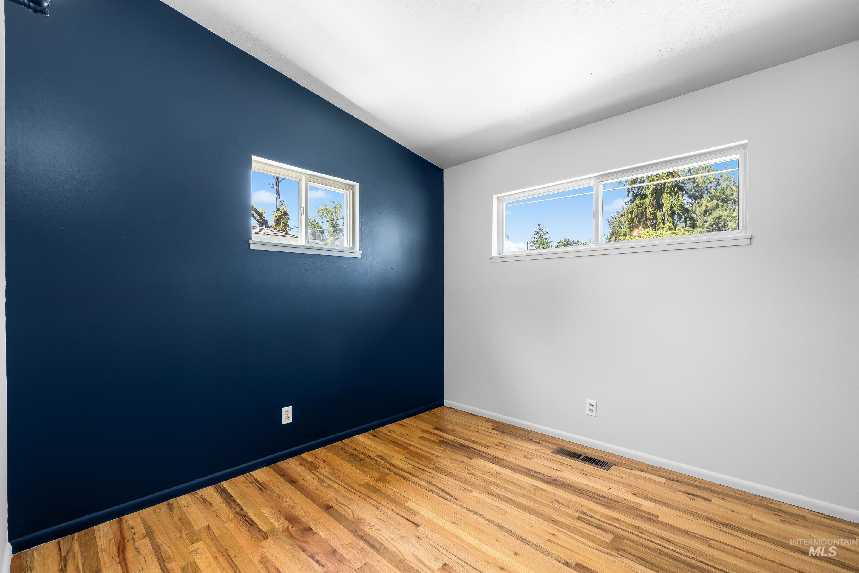 708 S Phillippi St, Boise, Idaho 83705, 3 Bedrooms, 1.5 Bathrooms, Residential For Sale, Price $374,900, 98987120