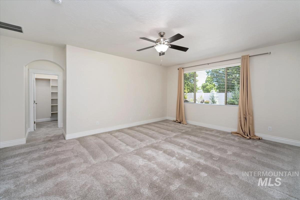 798 N Tullshire Way, Eagle, Idaho 83616, 4 Bedrooms, 2.5 Bathrooms, Residential For Sale, Price $765,000, 98987125