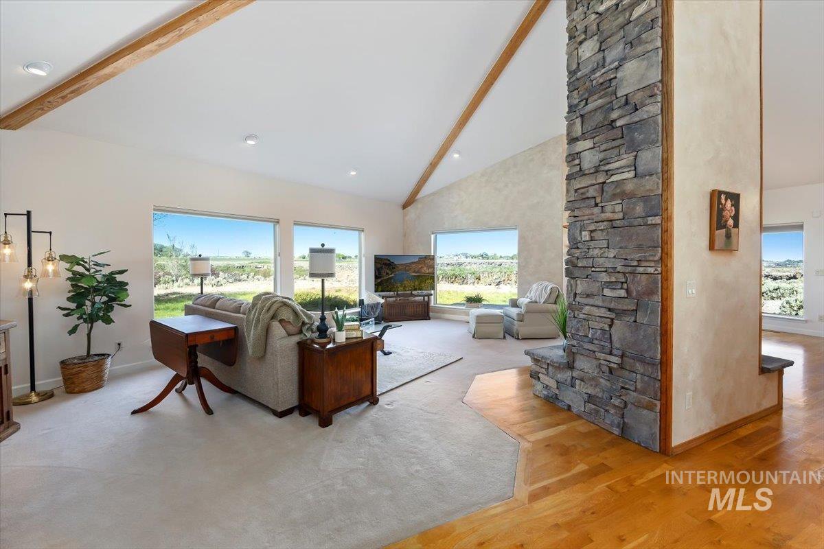 536 Mahard Dr, Twin Falls, Idaho 83301, 3 Bedrooms, 2 Bathrooms, Residential For Sale, Price $915,000, 98987126