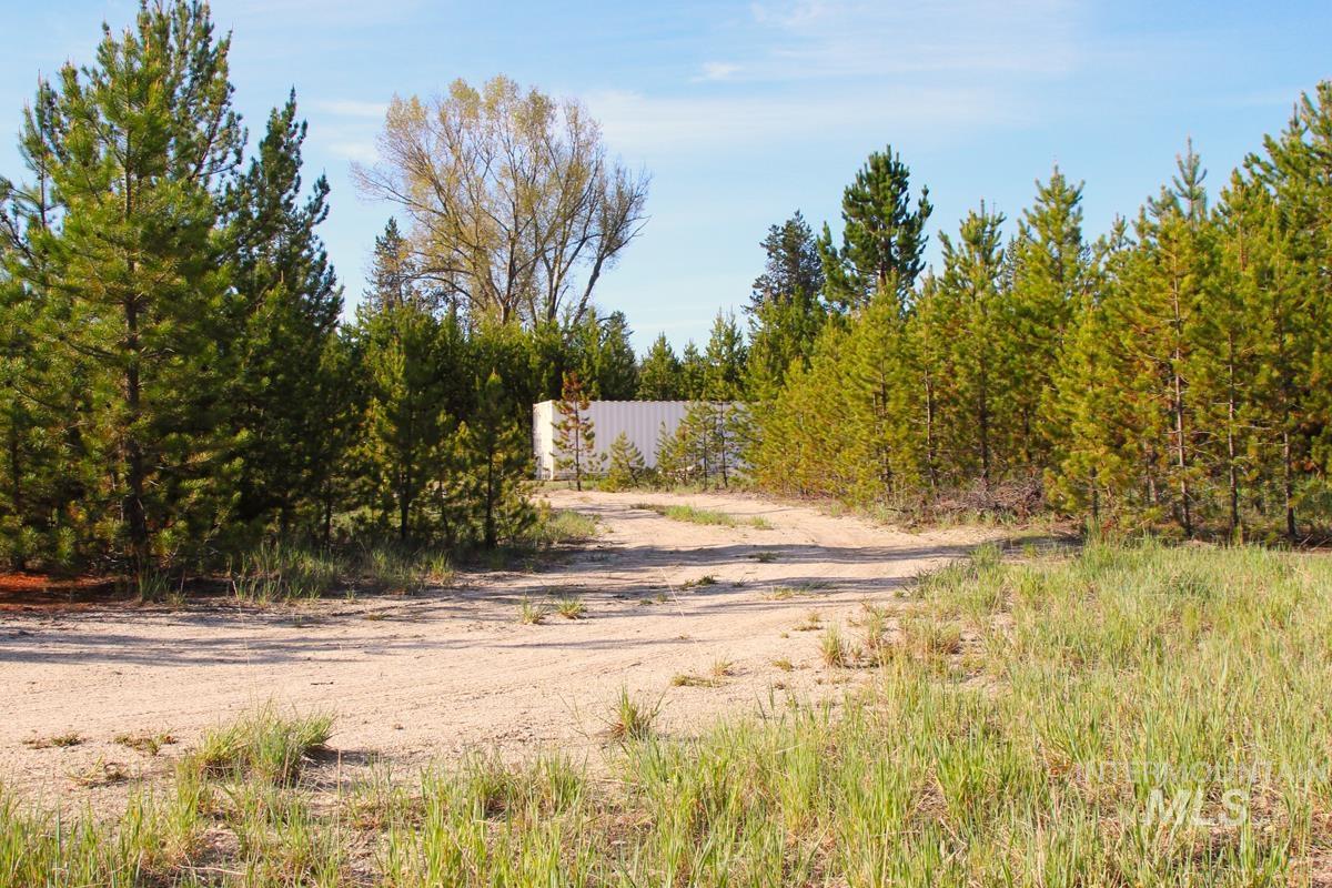 7 Placer Place, Cascade, Idaho 83611, Land For Sale, Price $195,000,MLS 98987128