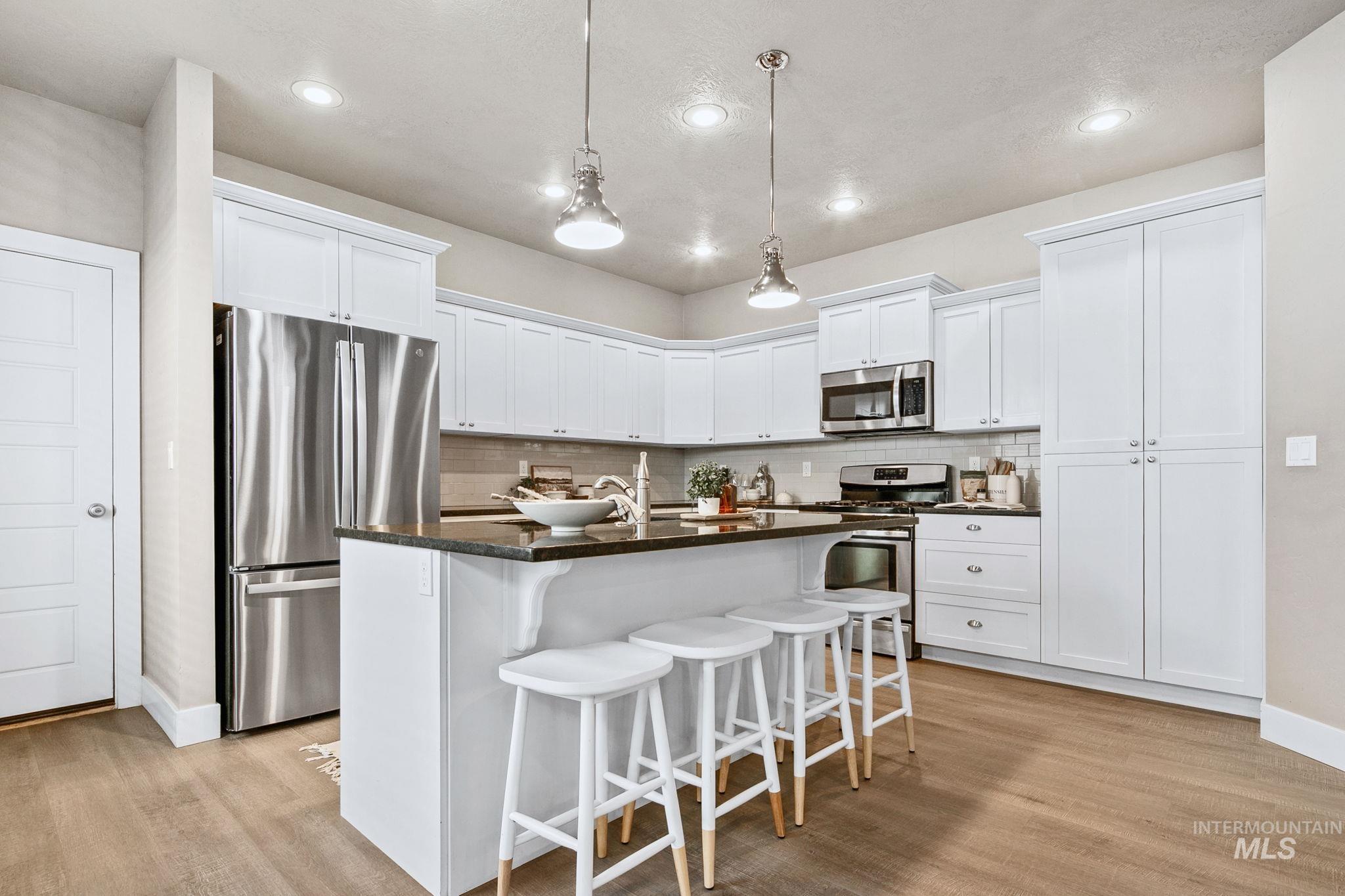 2663 W Malad St, Boise, Idaho 83705-4110, 3 Bedrooms, 2.5 Bathrooms, Residential For Sale, Price $489,900, 98987129