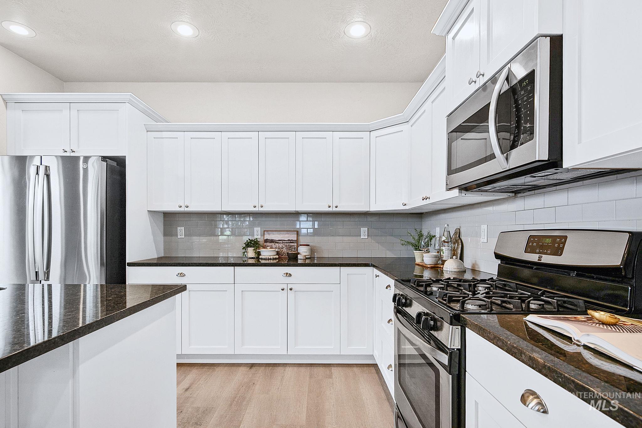 2663 W Malad St, Boise, Idaho 83705-4110, 3 Bedrooms, 2.5 Bathrooms, Residential For Sale, Price $489,900, 98987129