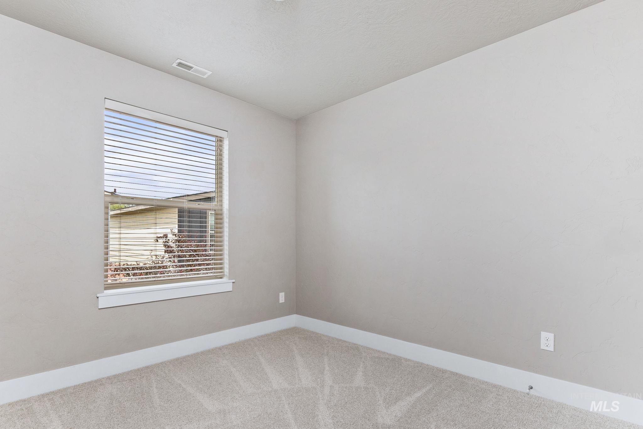 2663 W Malad St, Boise, Idaho 83705-4110, 3 Bedrooms, 2.5 Bathrooms, Residential For Sale, Price $489,900, 98987129