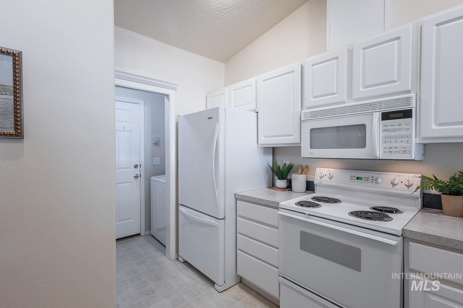 10414 W Bantam, Boise, Idaho 83709, 2 Bedrooms, 1 Bathroom, Residential For Sale, Price $330,000, 98987130