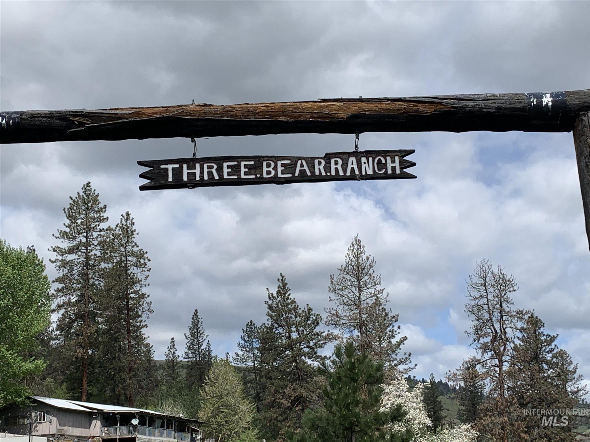 120 Three Bear Lane, Stites, Idaho 83552, 3 Bedrooms, 2 Bathrooms, Residential For Sale, Price $499,000, 98987131