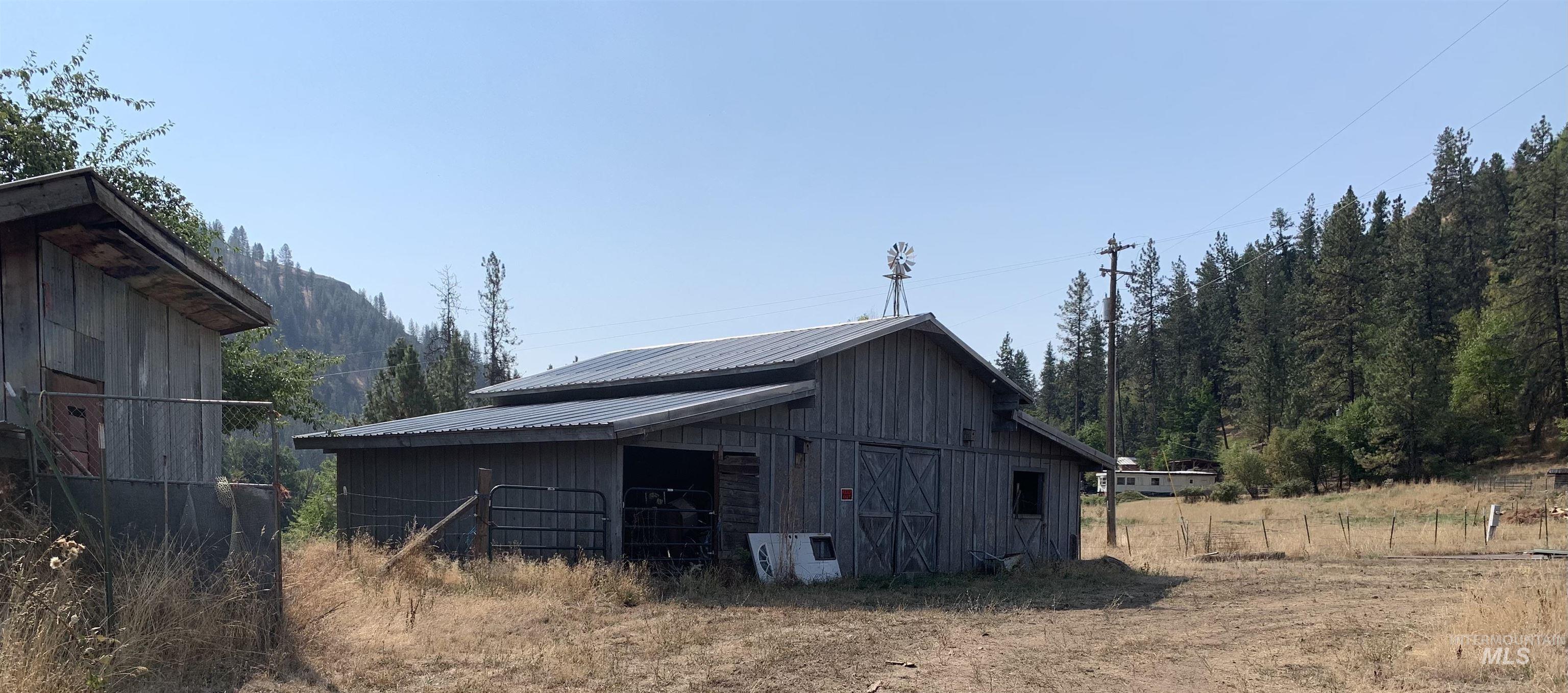 120 Three Bear Lane, Stites, Idaho 83552, 3 Bedrooms, 2 Bathrooms, Residential For Sale, Price $499,000, 98987131