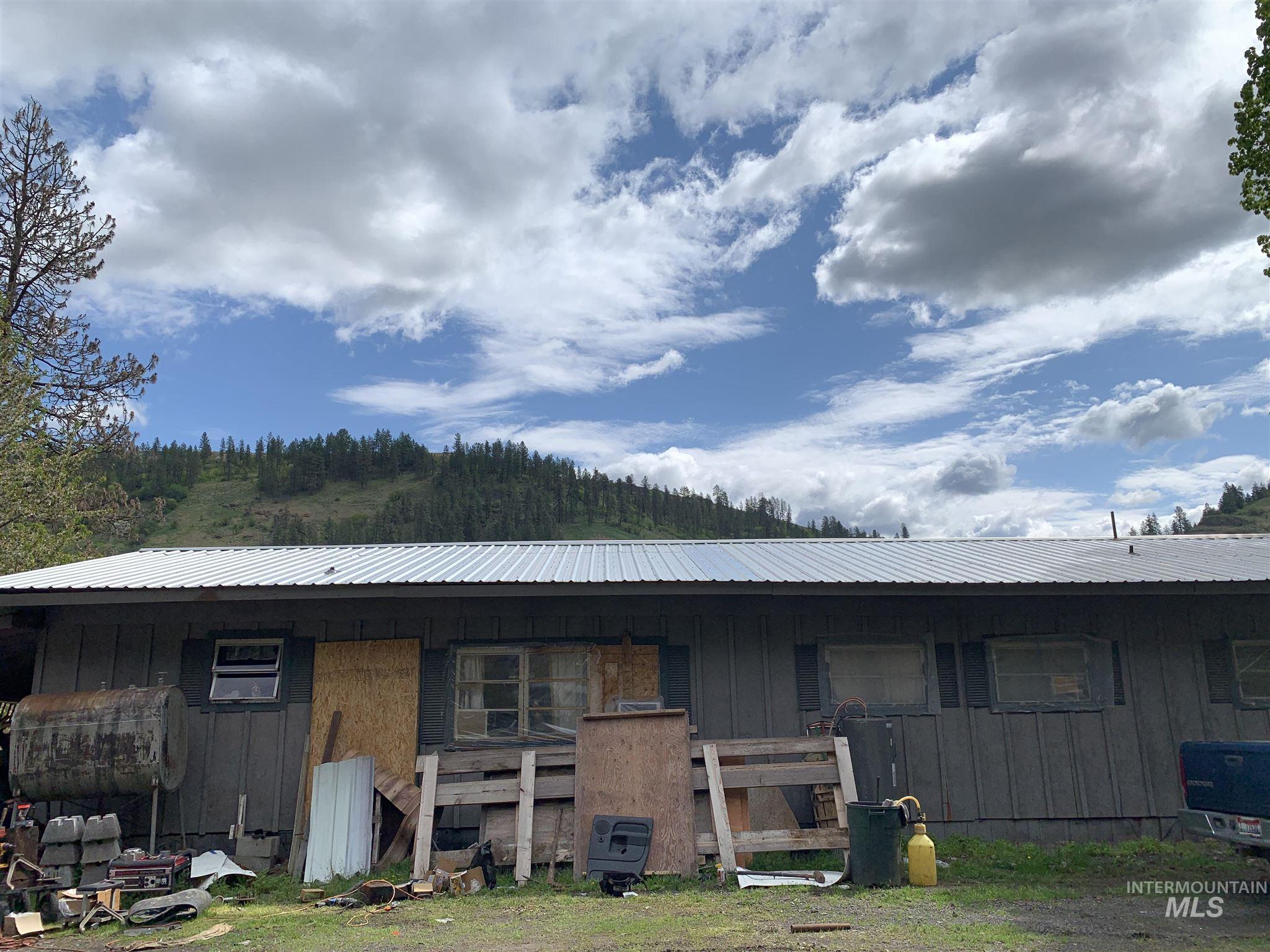120 Three Bear Lane, Stites, Idaho 83552, 3 Bedrooms, 2 Bathrooms, Residential For Sale, Price $499,000, 98987131