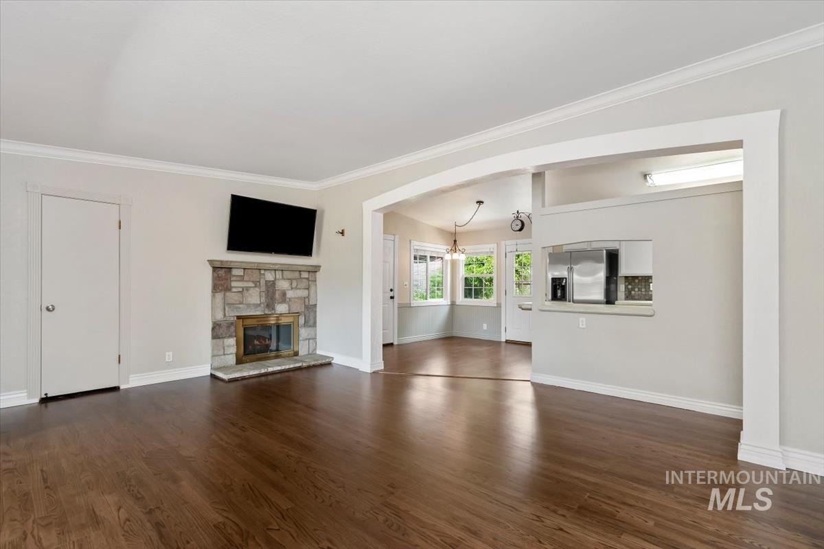 5032 W Wolfe Street, Boise, Idaho 83706, 3 Bedrooms, 2 Bathrooms, Residential For Sale, Price $465,000, 98987132