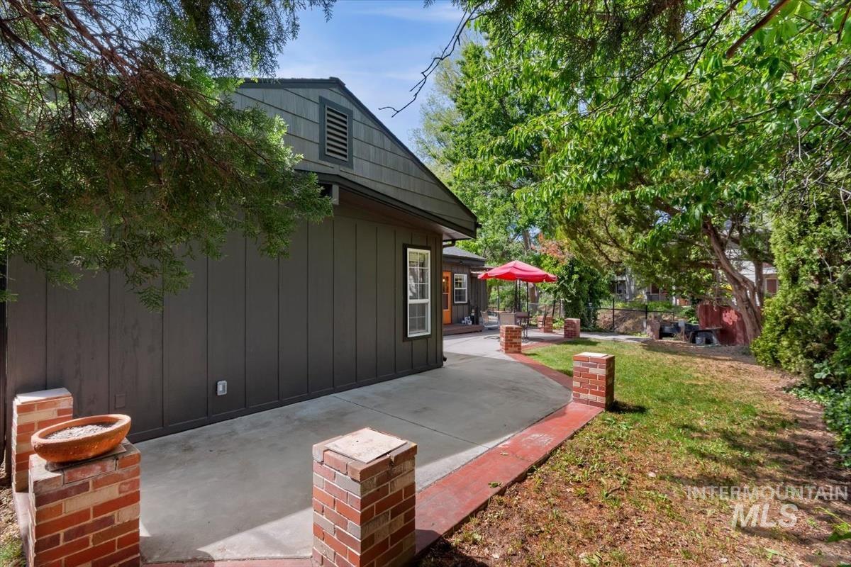 5032 W Wolfe Street, Boise, Idaho 83706, 3 Bedrooms, 2 Bathrooms, Residential For Sale, Price $465,000, 98987132