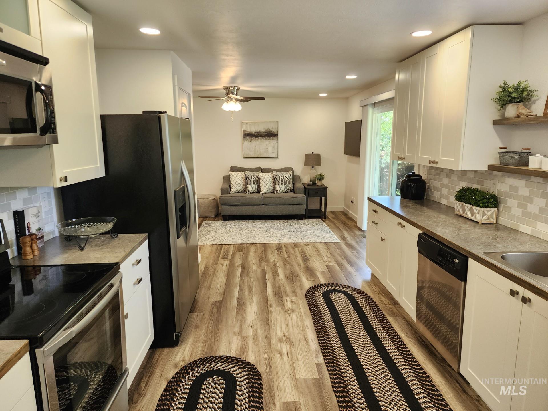 100 NW Carrie Circle, Mountain Home, Idaho 83647, 3 Bedrooms, 2 Bathrooms, Residential For Sale, Price $389,900, 98987134