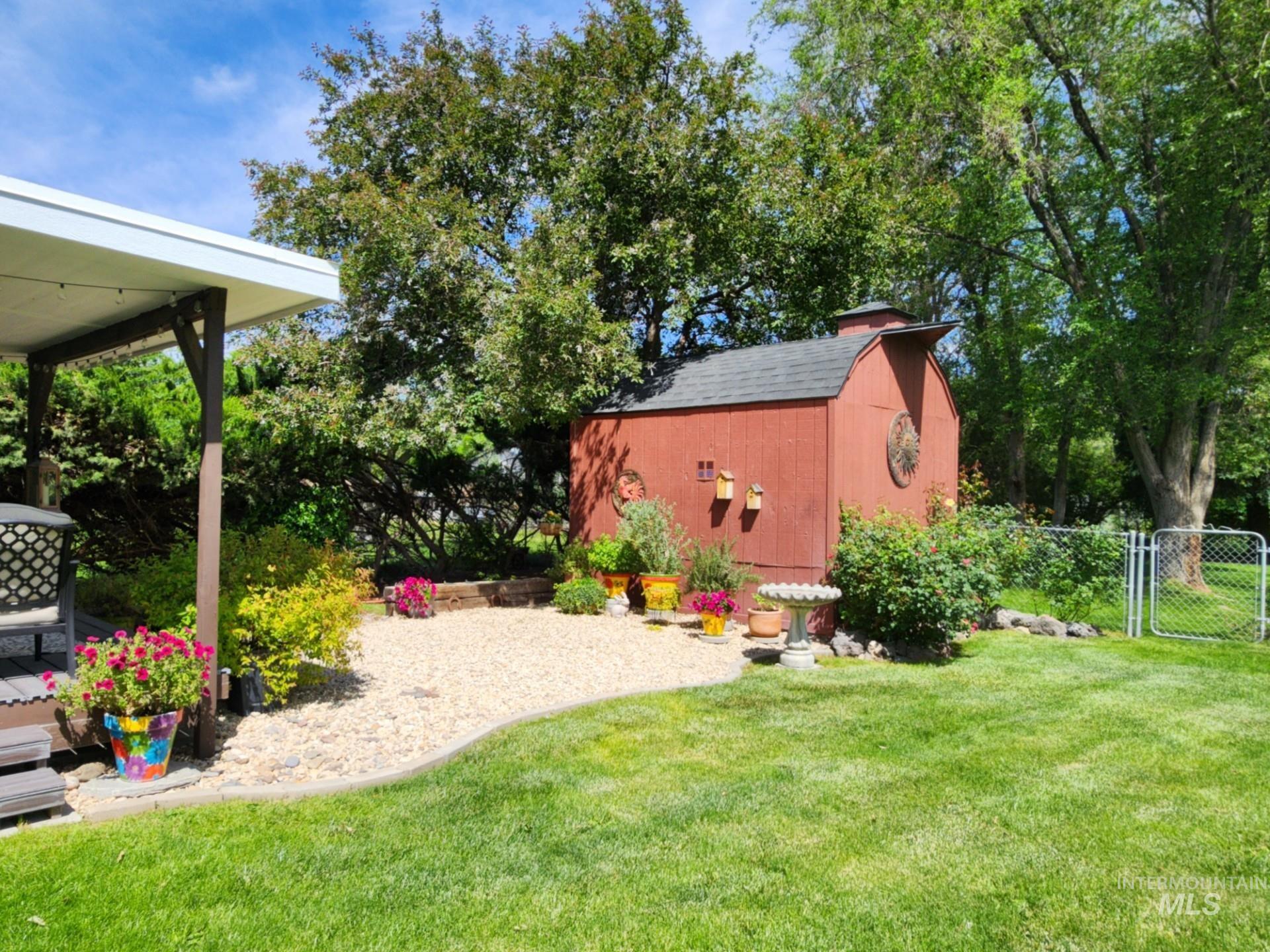 100 NW Carrie Circle, Mountain Home, Idaho 83647, 3 Bedrooms, 2 Bathrooms, Residential For Sale, Price $389,900, 98987134