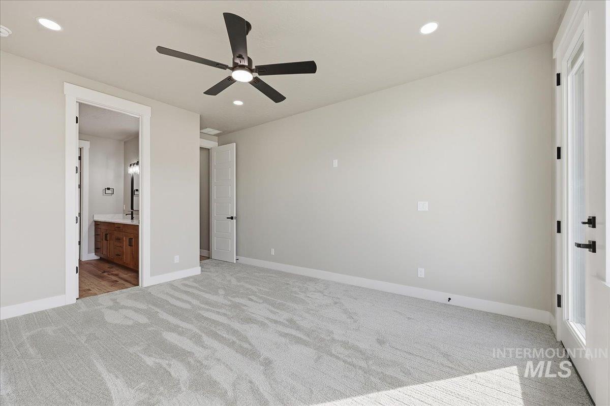 2141 Justine, Fruitland, Idaho 83619, 3 Bedrooms, 2 Bathrooms, Residential For Sale, Price $495,999, 98987135