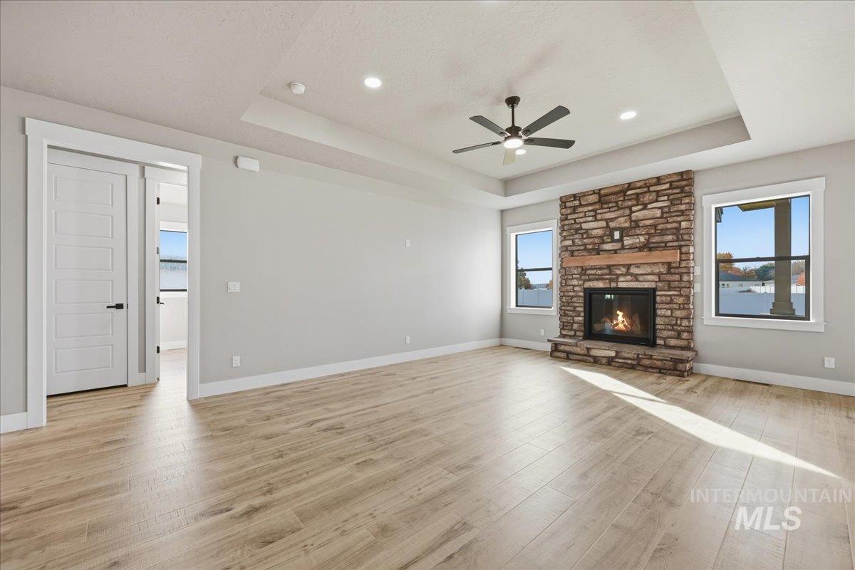 2141 Justine, Fruitland, Idaho 83619, 3 Bedrooms, 2 Bathrooms, Residential For Sale, Price $495,999, 98987135