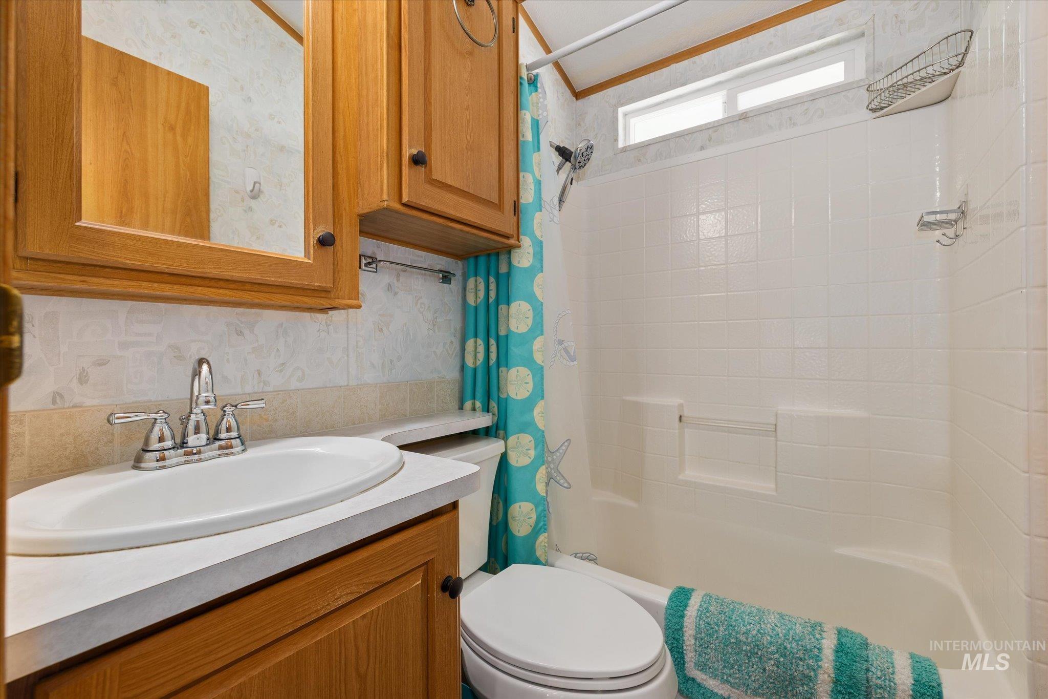 33/35 A Street, Cascade, Idaho 83611, 1 Bedroom, 1 Bathroom, Residential For Sale, Price $299,500, 98987138