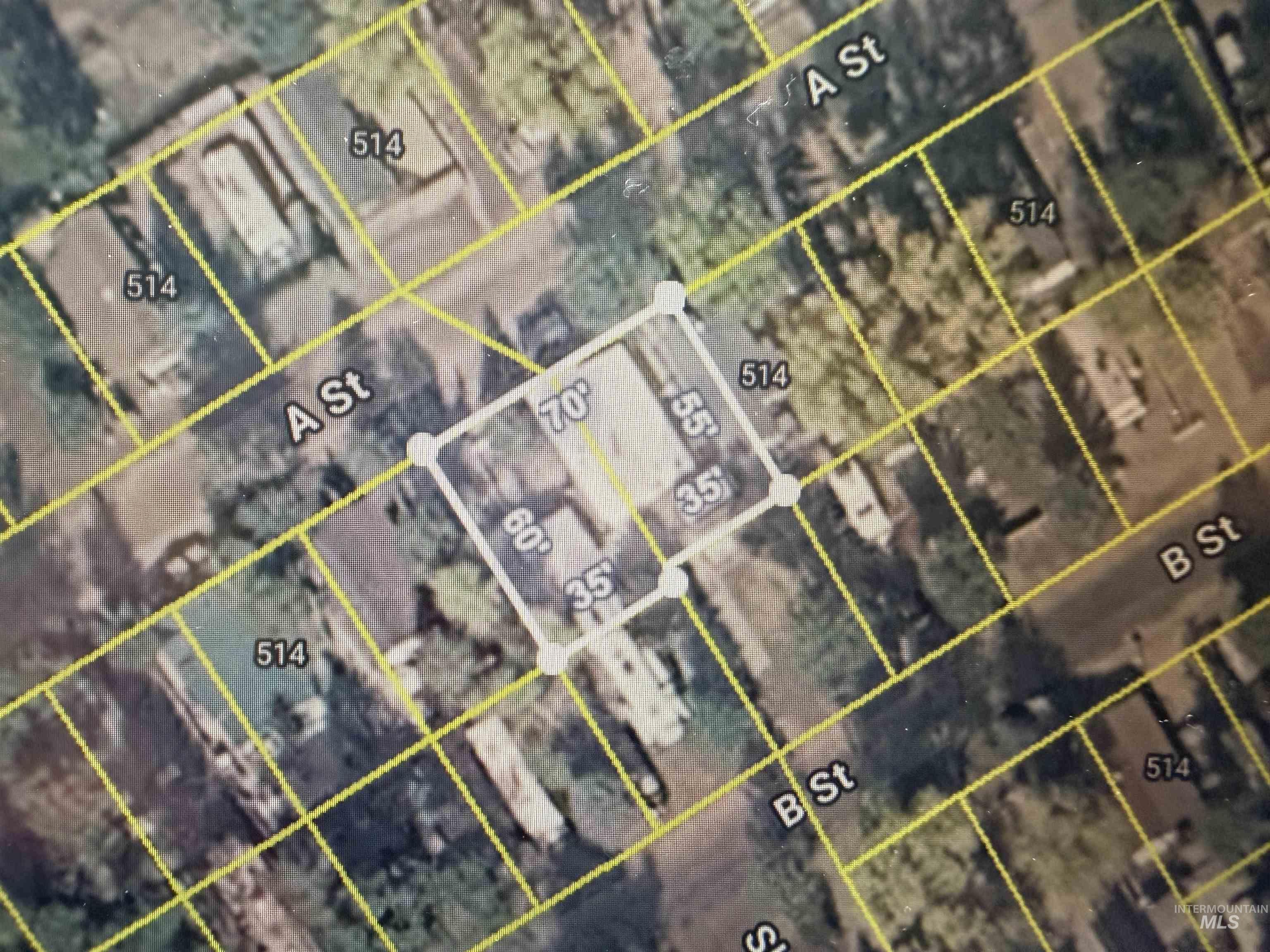 33/35 A Street, Cascade, Idaho 83611, 1 Bedroom, 1 Bathroom, Residential For Sale, Price $299,500, 98987138