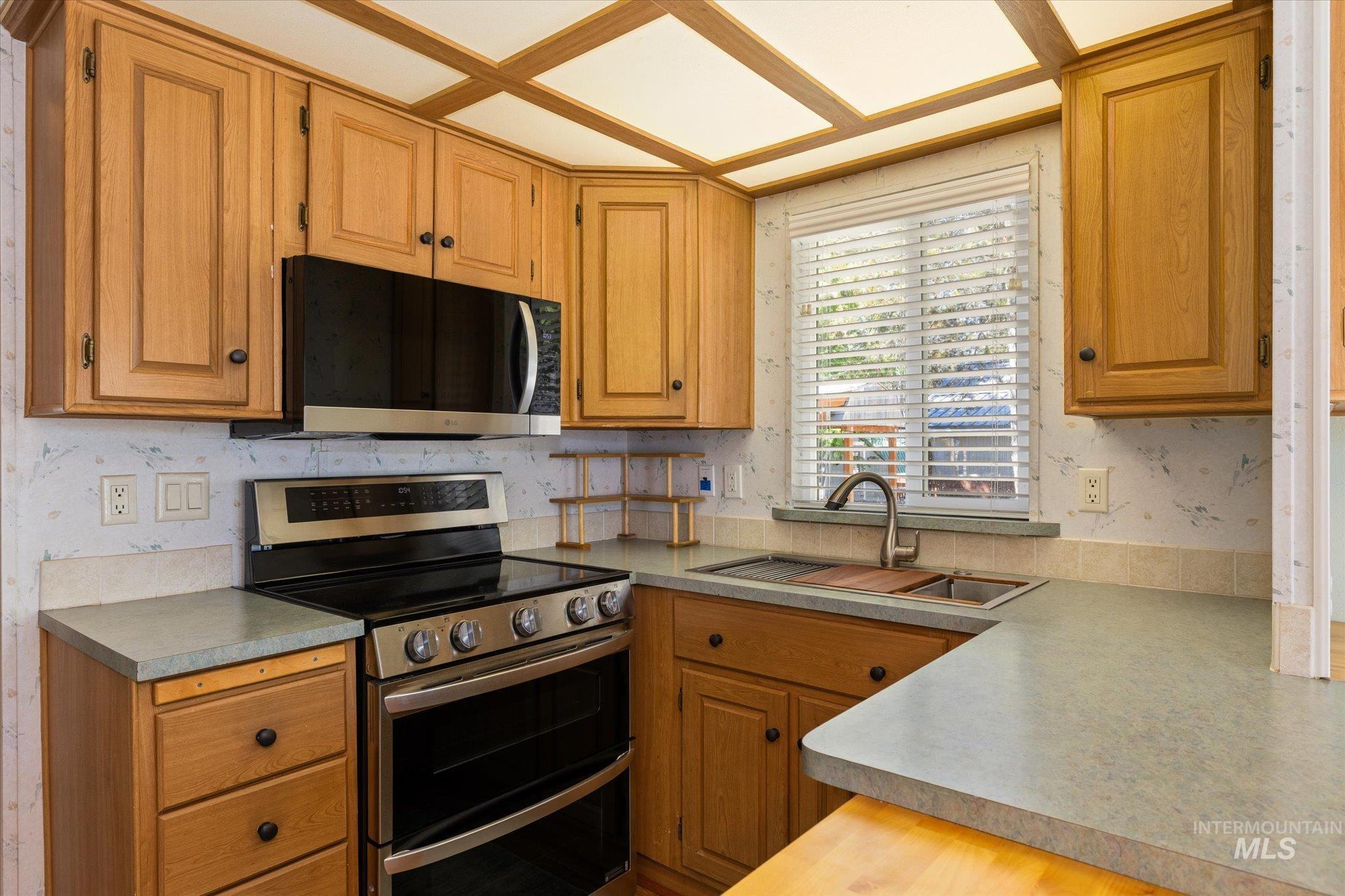 33/35 A Street, Cascade, Idaho 83611, 1 Bedroom, 1 Bathroom, Residential For Sale, Price $299,500, 98987138