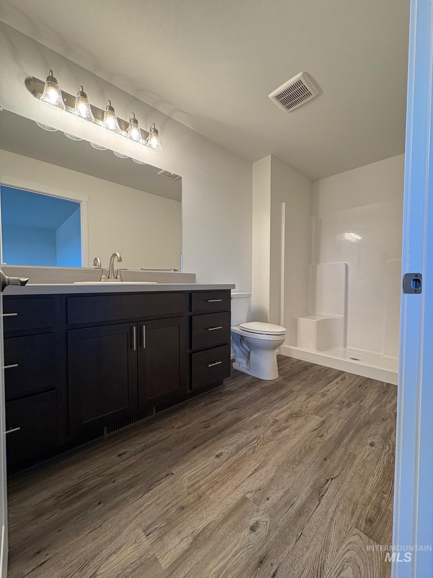 1803 Clark Fork Lane, Lewiston, Idaho 83501, 3 Bedrooms, 2 Bathrooms, Residential For Sale, Price $369,900, 98987139