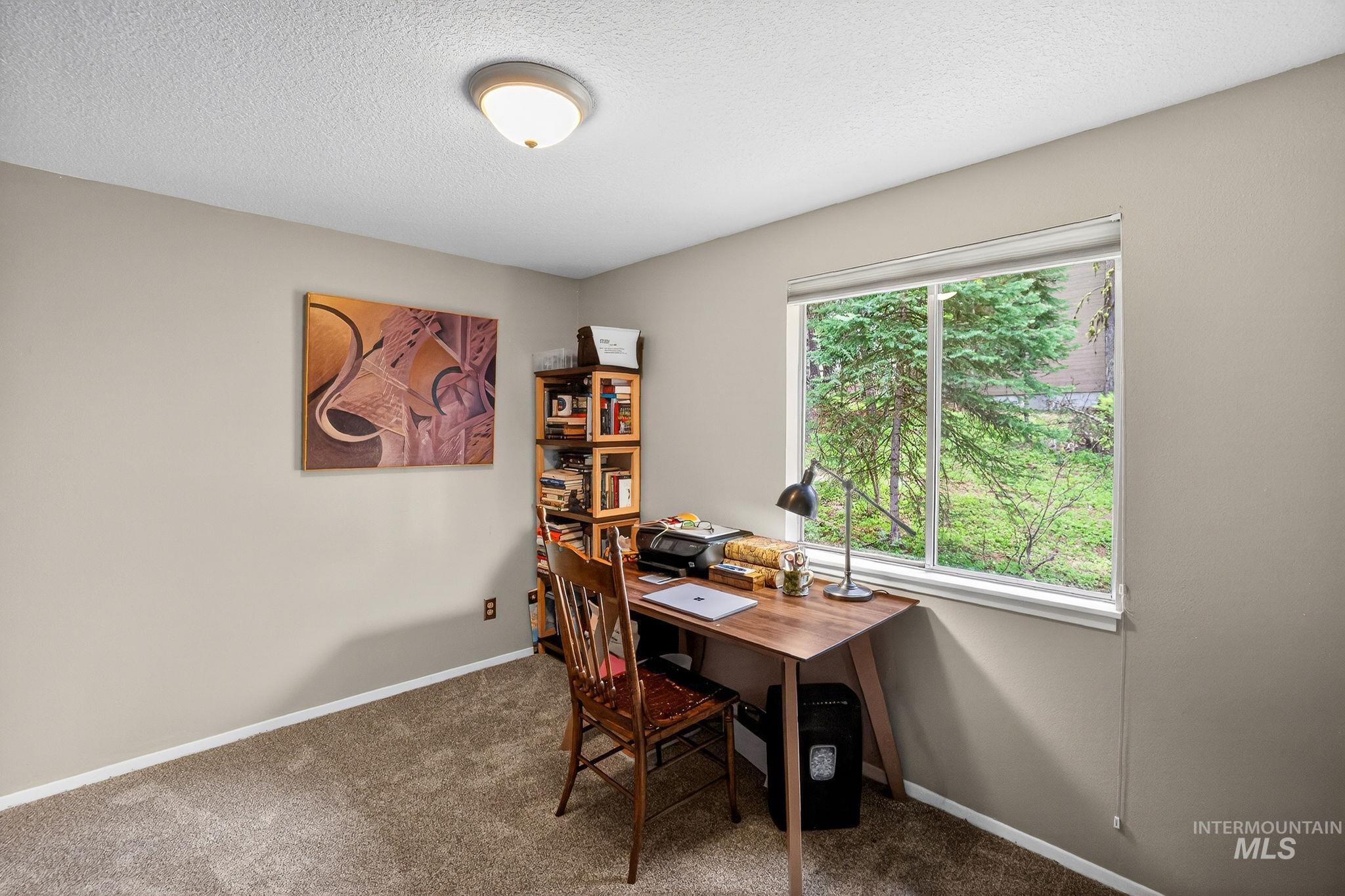 411 Rio Vista Blvd, McCall, Idaho 83638, 3 Bedrooms, 2 Bathrooms, Residential For Sale, Price $949,000, 98987143