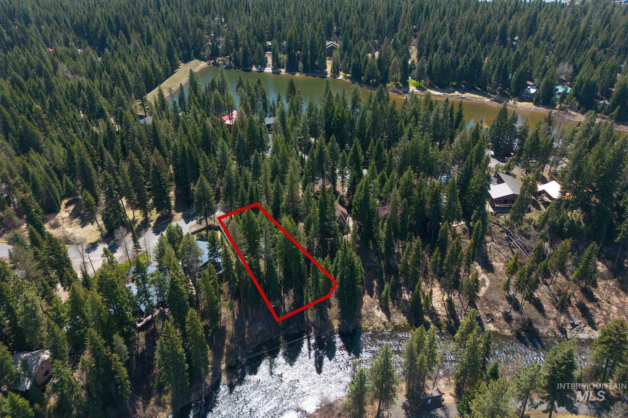 411 Rio Vista Blvd, McCall, Idaho 83638, 3 Bedrooms, 2 Bathrooms, Residential For Sale, Price $949,000, 98987143